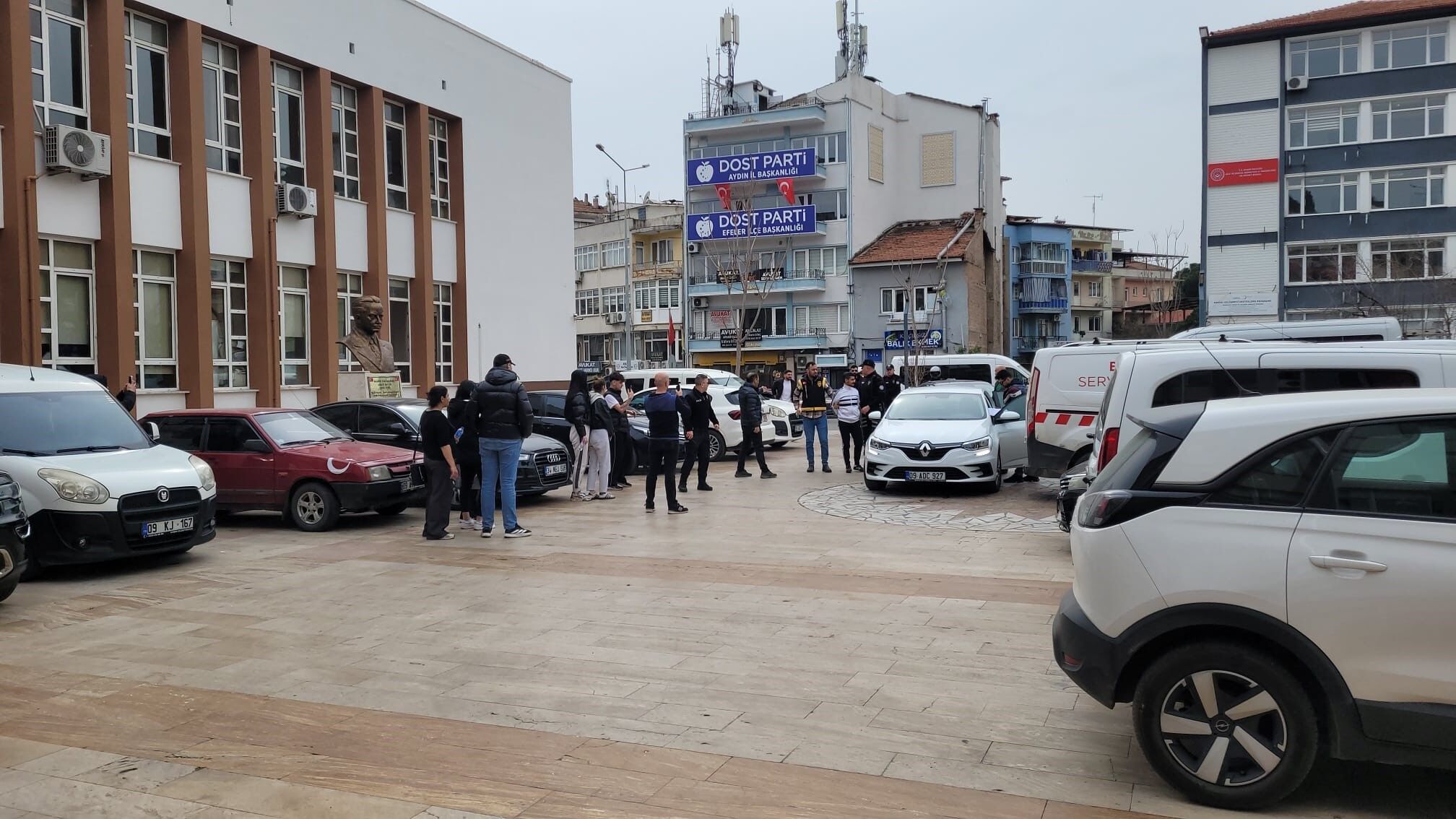 Aydın’da Firari Kuzenler Yakalandı (2)