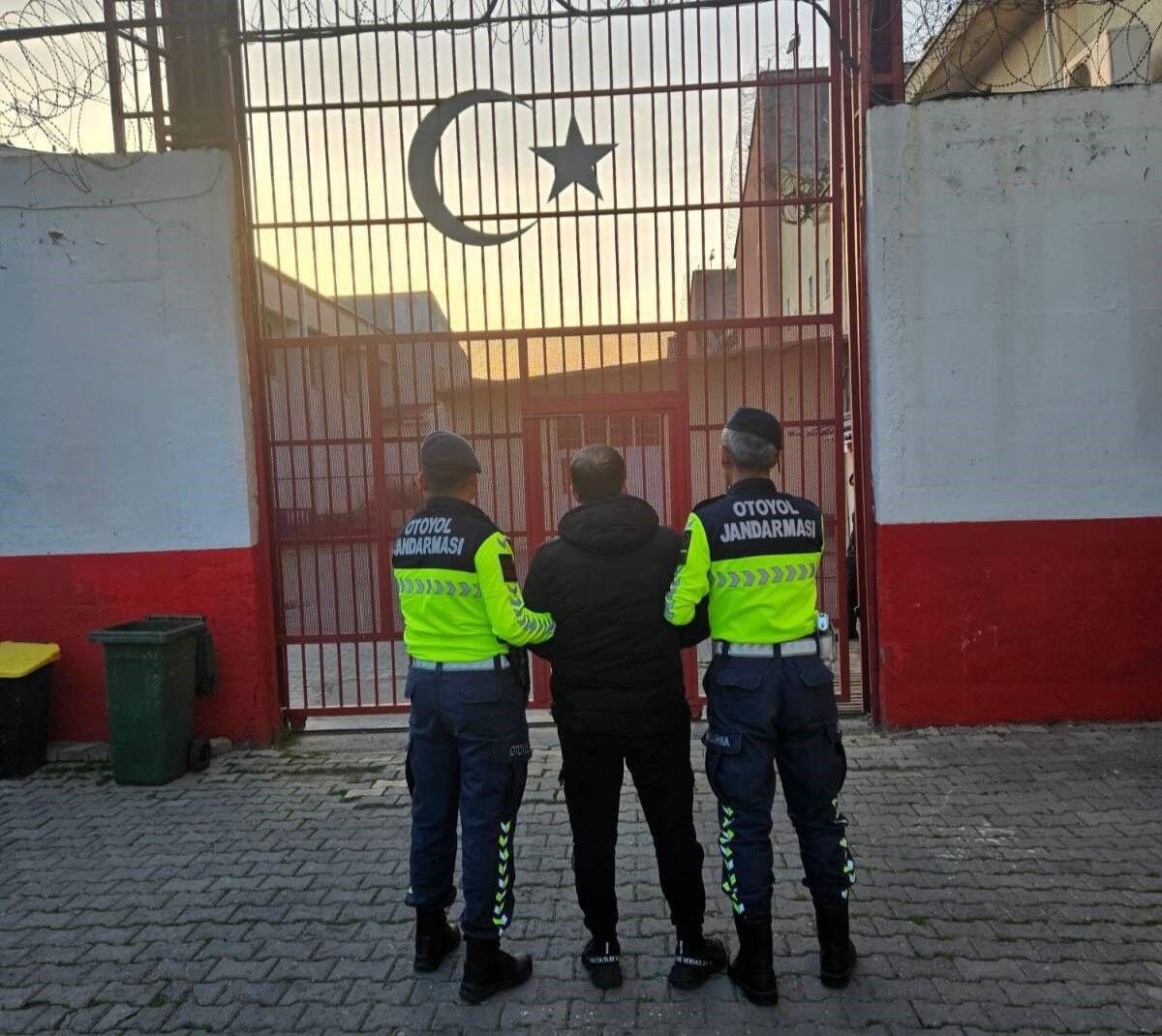 Aydın’da Otoyol Gişelerinde Yakalandılar (1)