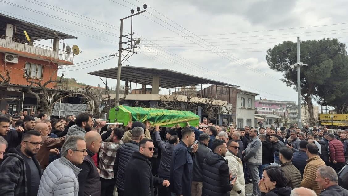 Aydın’da Özlüer Kardeşler Toprağa Verildi (4)