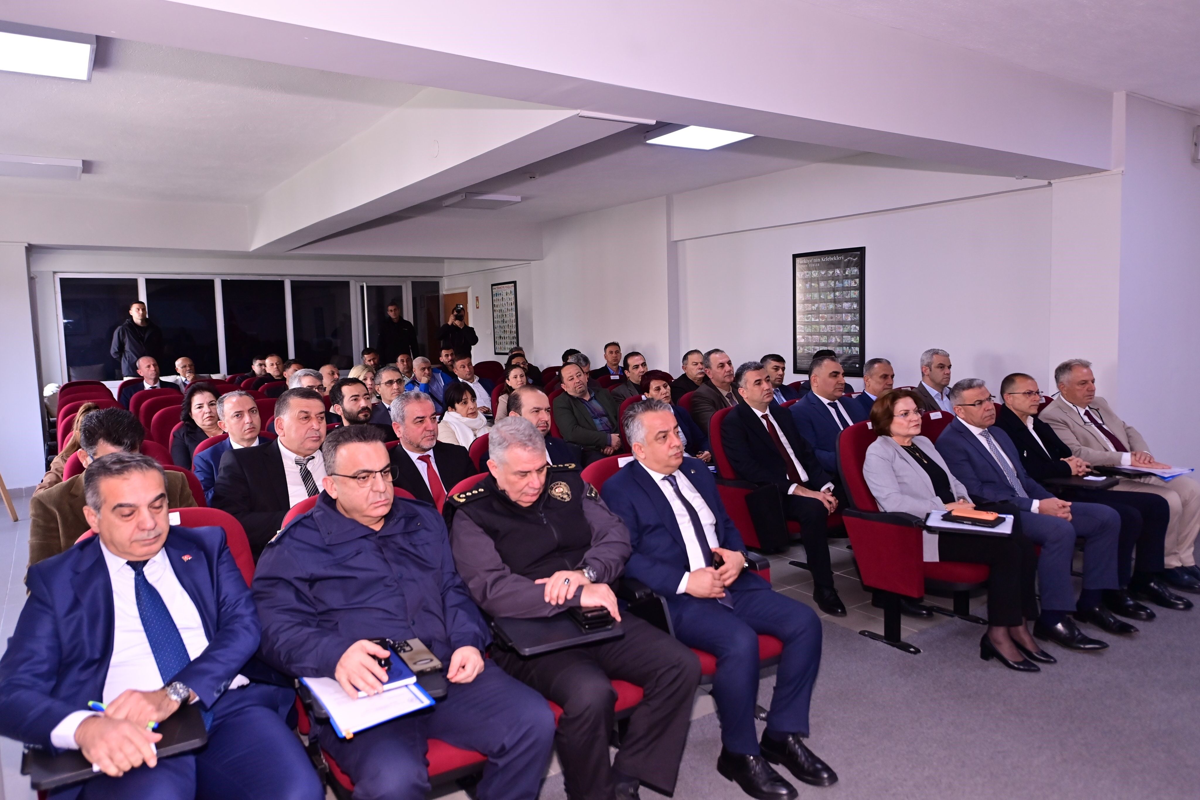 Aydın’da Sahipsiz Sokak Hayvanları Toplantısı (1)