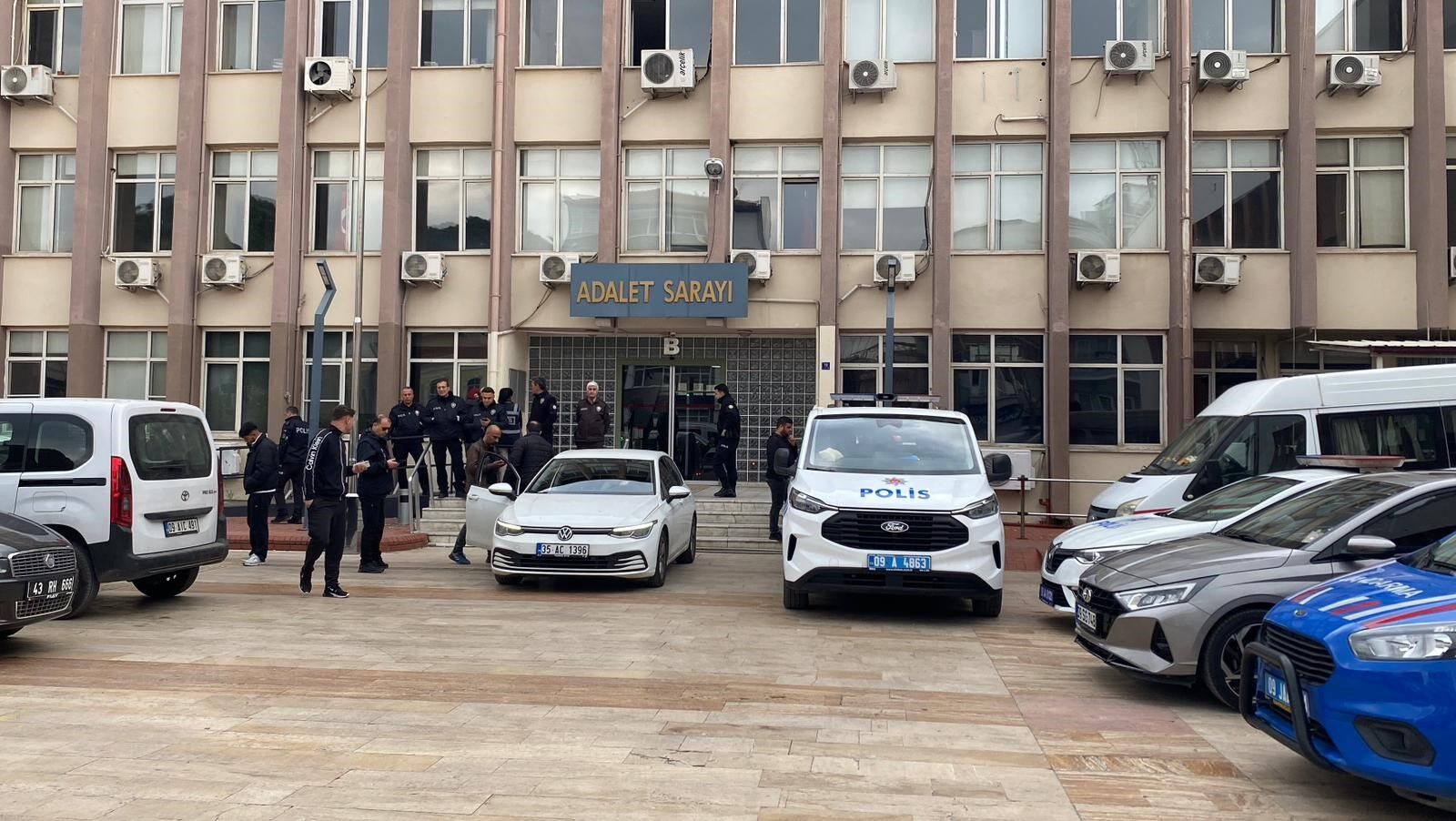 Aydın’daki Çifte Cinayette Kan Donduran Detaylar.. Katil Zanlısının Avukatı Açıkladı (6)