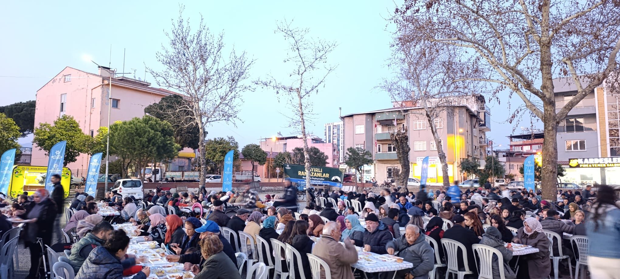 Başkan Çerçioğlu Aydın’ın Dört Bir Yanında Vatandaşları Iftar Sofraları Ile Buluşturmayı Sürdürüyor (11)
