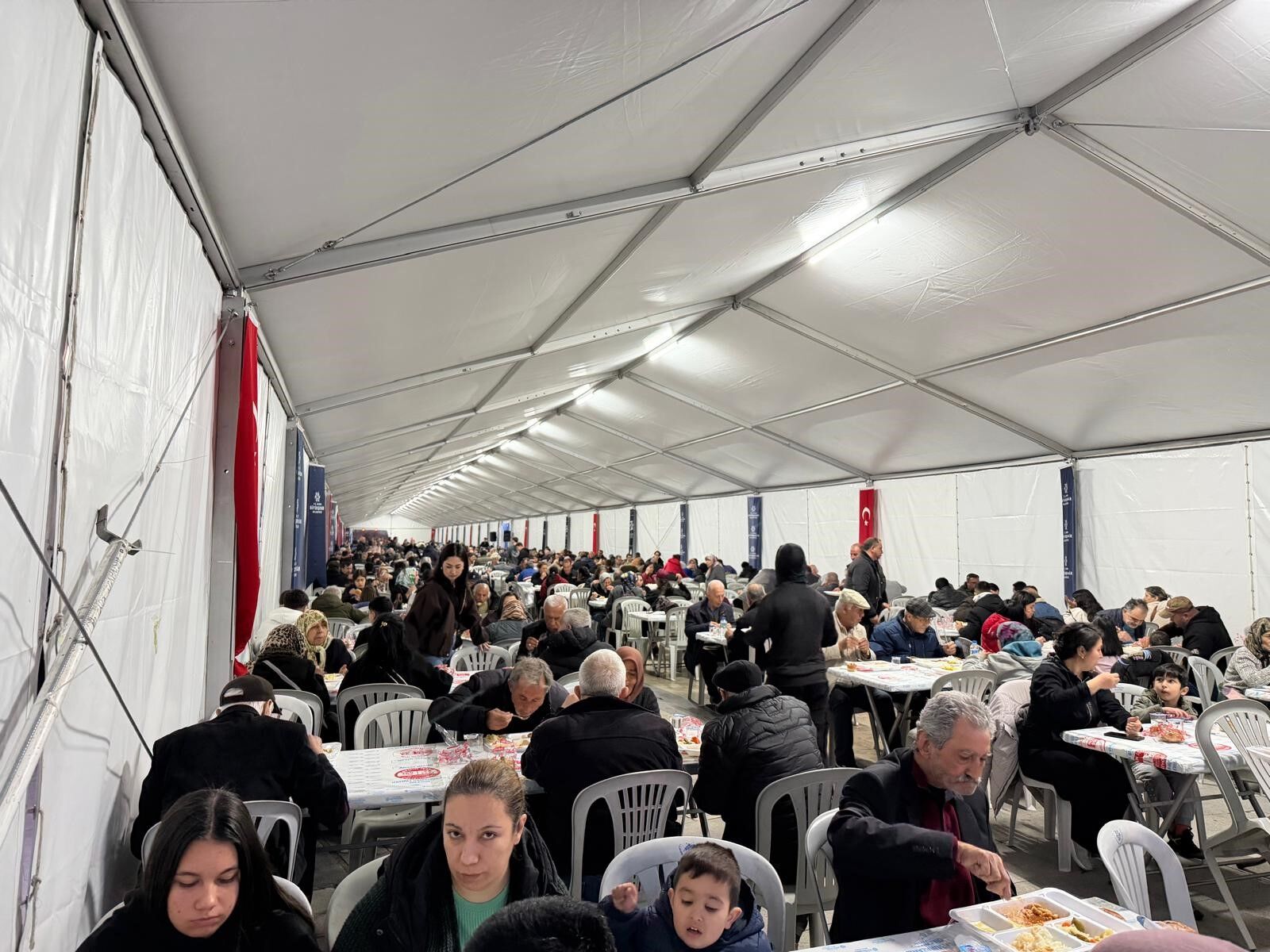 Başkan Çerçioğlu Ramazan Ayının Bereketini Aydın'ın Dört Bir Yanına Taşımayı Sürdürüyor (7)