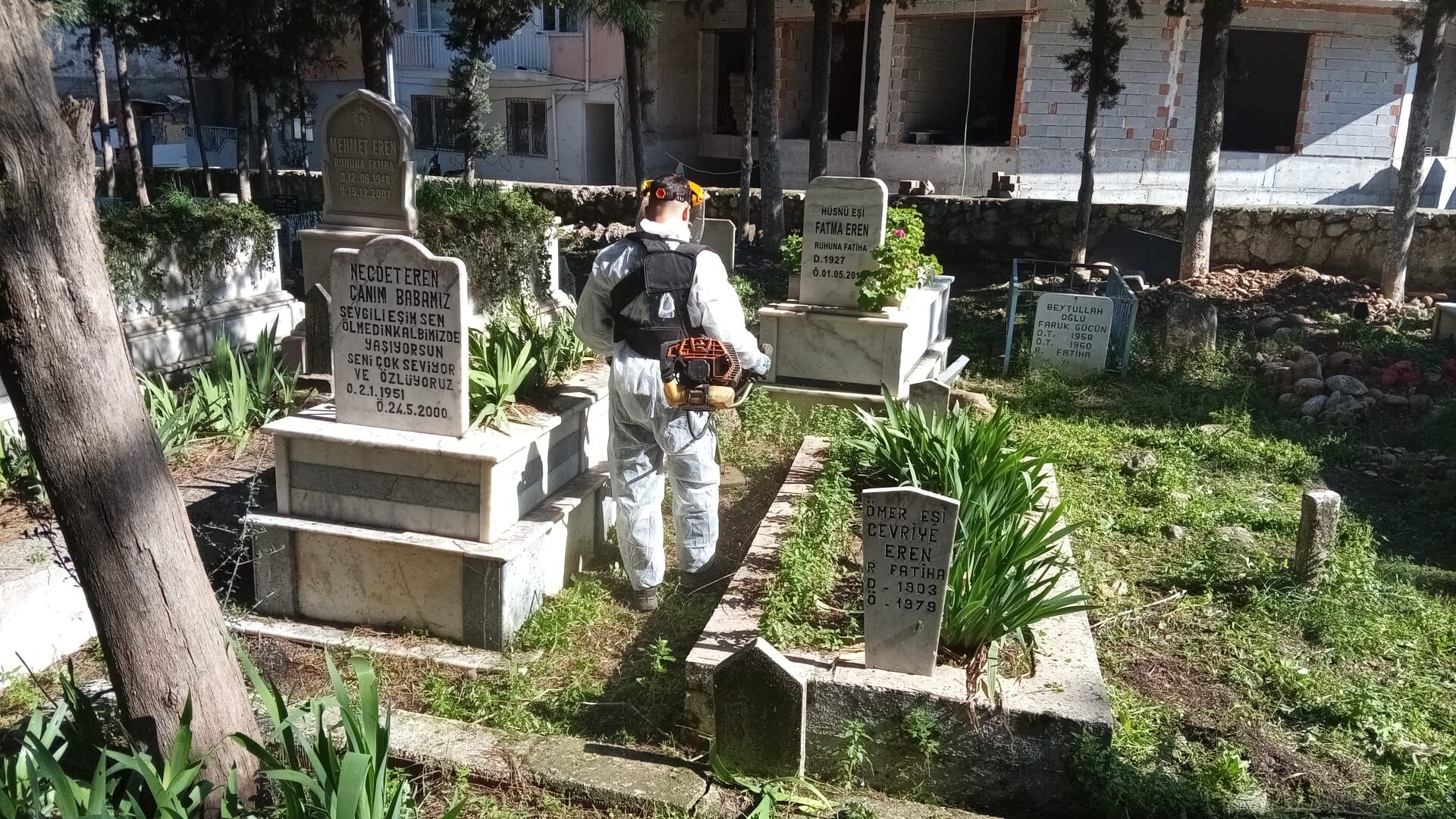 Başkan Çerçioğlu Talimat Verdi, Aydın’da Mezarlıklar Bayrama Hazırlandı (22)