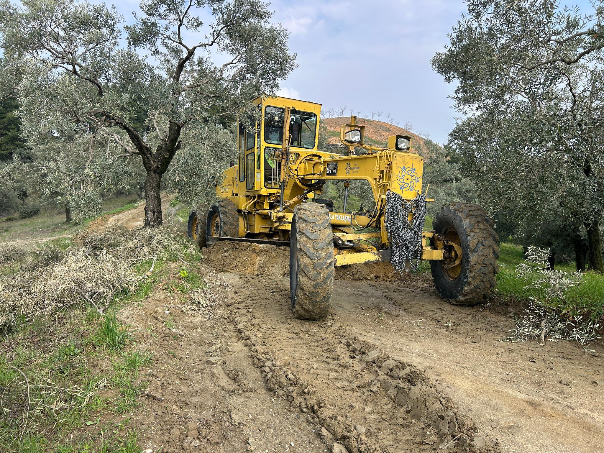 Başkan Çerçioğlu Talimat Verdi, Büyükşehir Ekiplerinin Yoğun Çalışması Sürüyor (8)