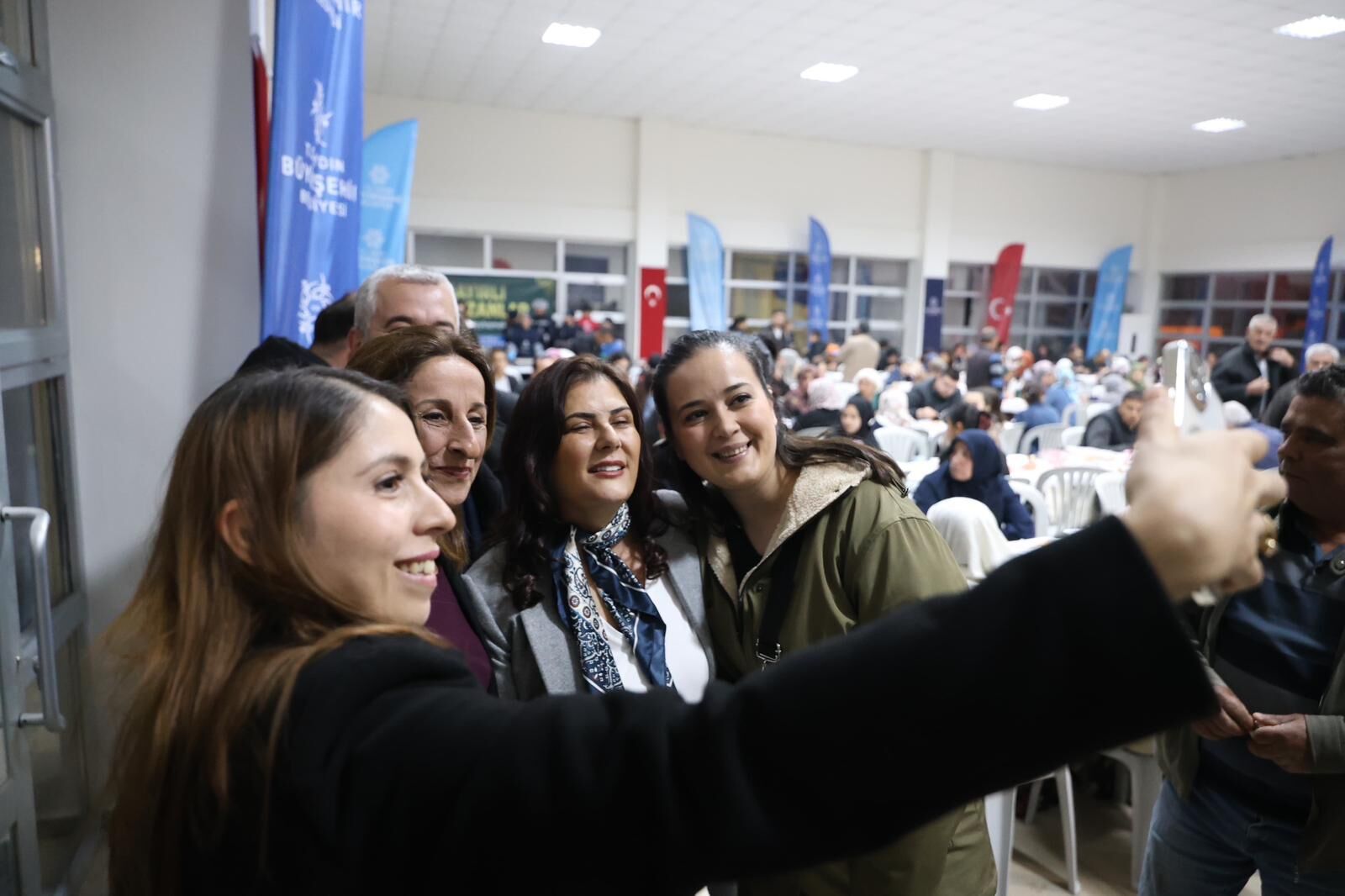 Başkan Çerçioğlu’na Sevgi Seli (7)-1