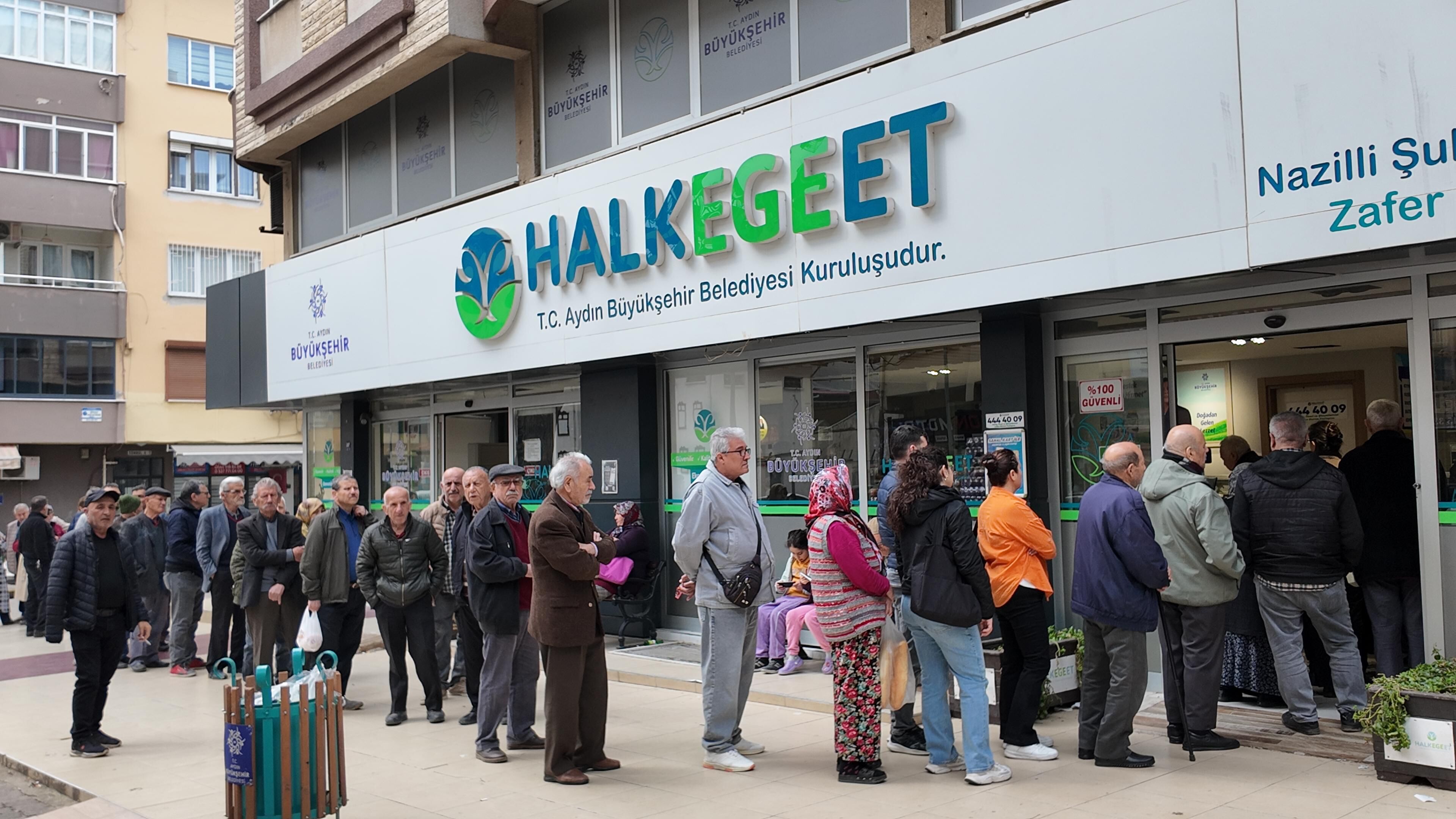 Başkan Çerçioğlu’ndan Ramazan Bayramı Öncesi Halk Ege Et Şubelerinde Indirim (11)