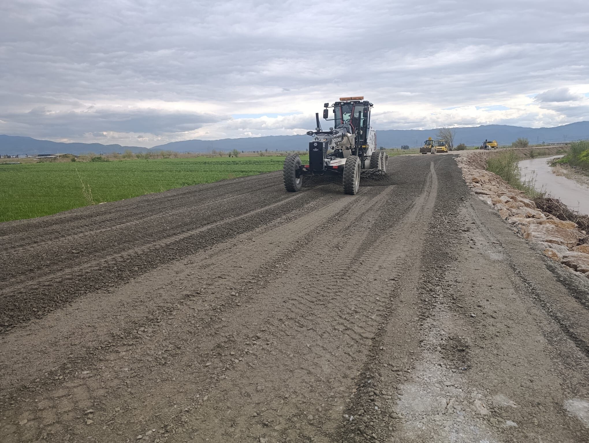 Başkan Çerçioğlu’nun Çalışmalarıyla Aydın’da Hizmet Yağmuru Sürüyor (6)