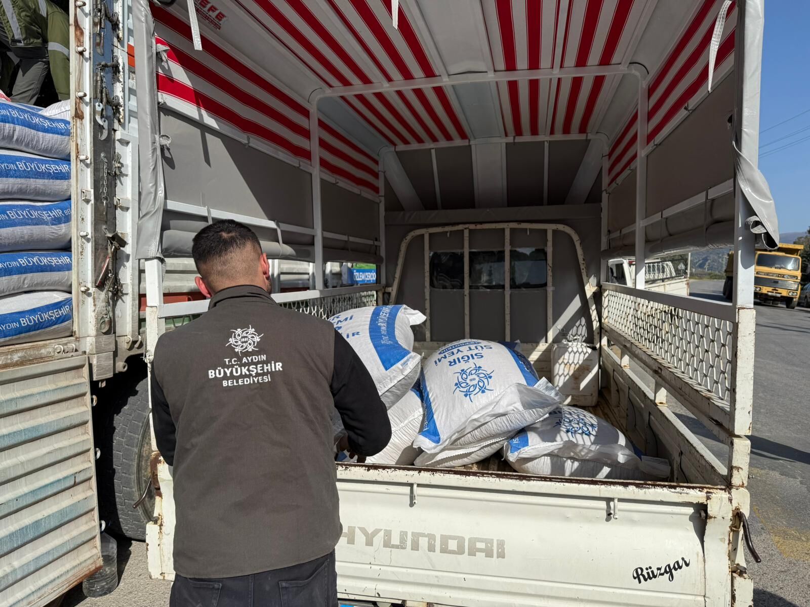 Başkan Çerçioğlu’nun Destekleri Sultanhisar’da Üreticilerle Buluştu (4)