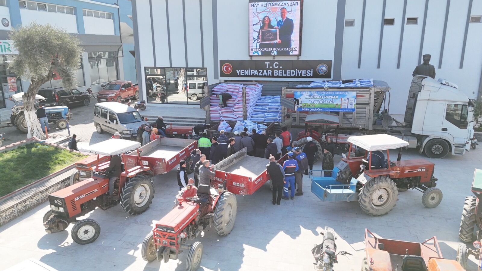 Başkan Çerçioğlu’nun Kırsal Kalkınmayı Destekleyen Projeleri Devam Ediyor (1)