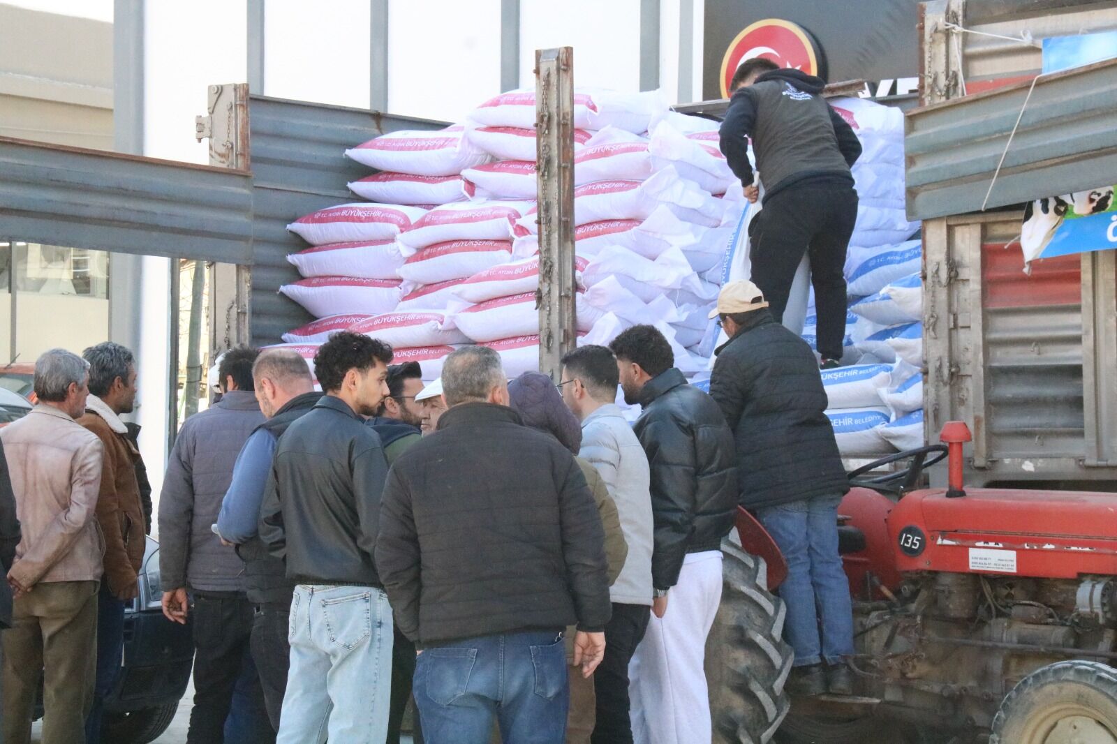 Başkan Çerçioğlu’nun Kırsal Kalkınmayı Destekleyen Projeleri Devam Ediyor (2)