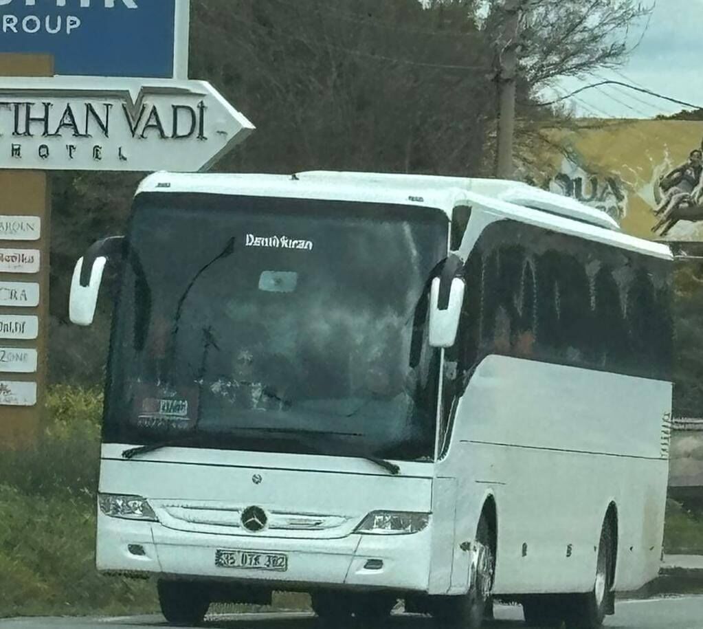 Chp Kuşadası Mitingi Için Ege’yi Seferber Etti, Miting Alanı Yine Dolmadı (8)