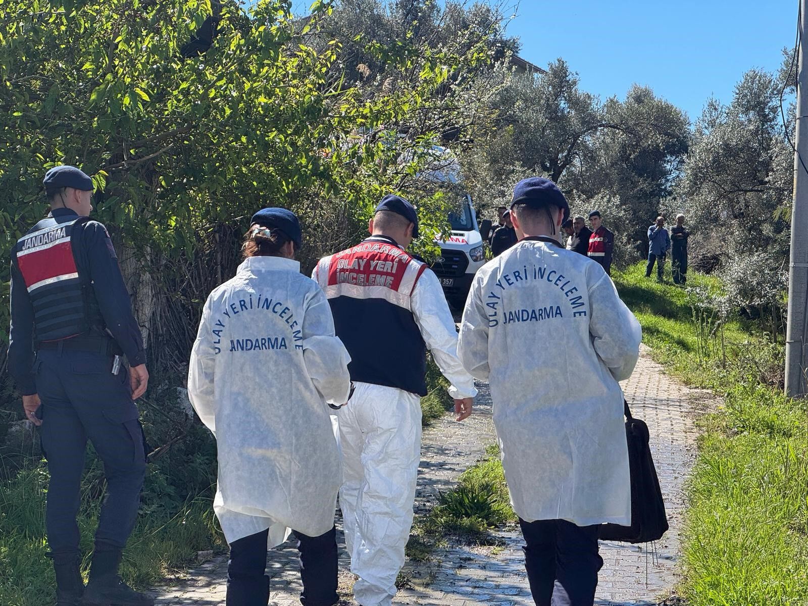 Evden Karı Kocanın Cansız Bedeni Çıktı (7)