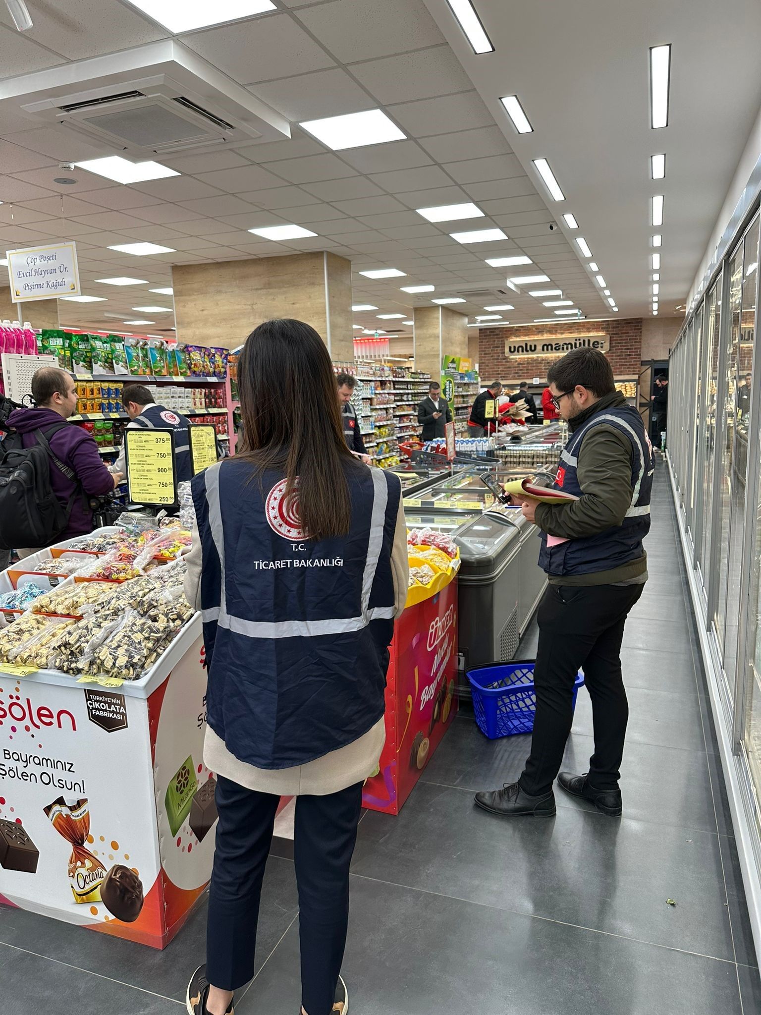 Fahiş Fiyat Uygulayanlara 9 Milyon 500 Bin Lira Ceza (1)