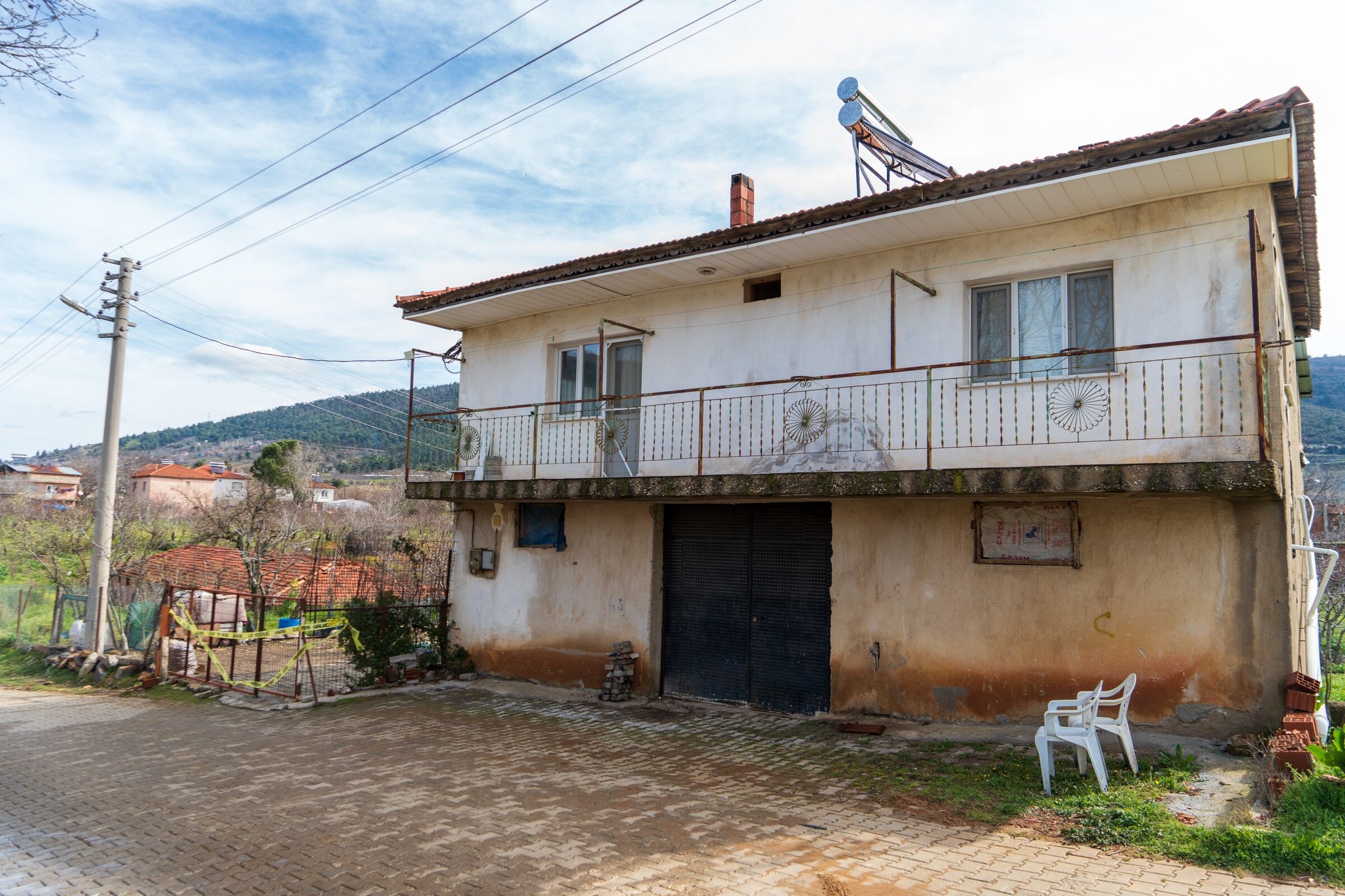 Genç Kadın, Annesi, Babası Ve Kardeşinin Cansız Bedeni Çıkartıldı (3)