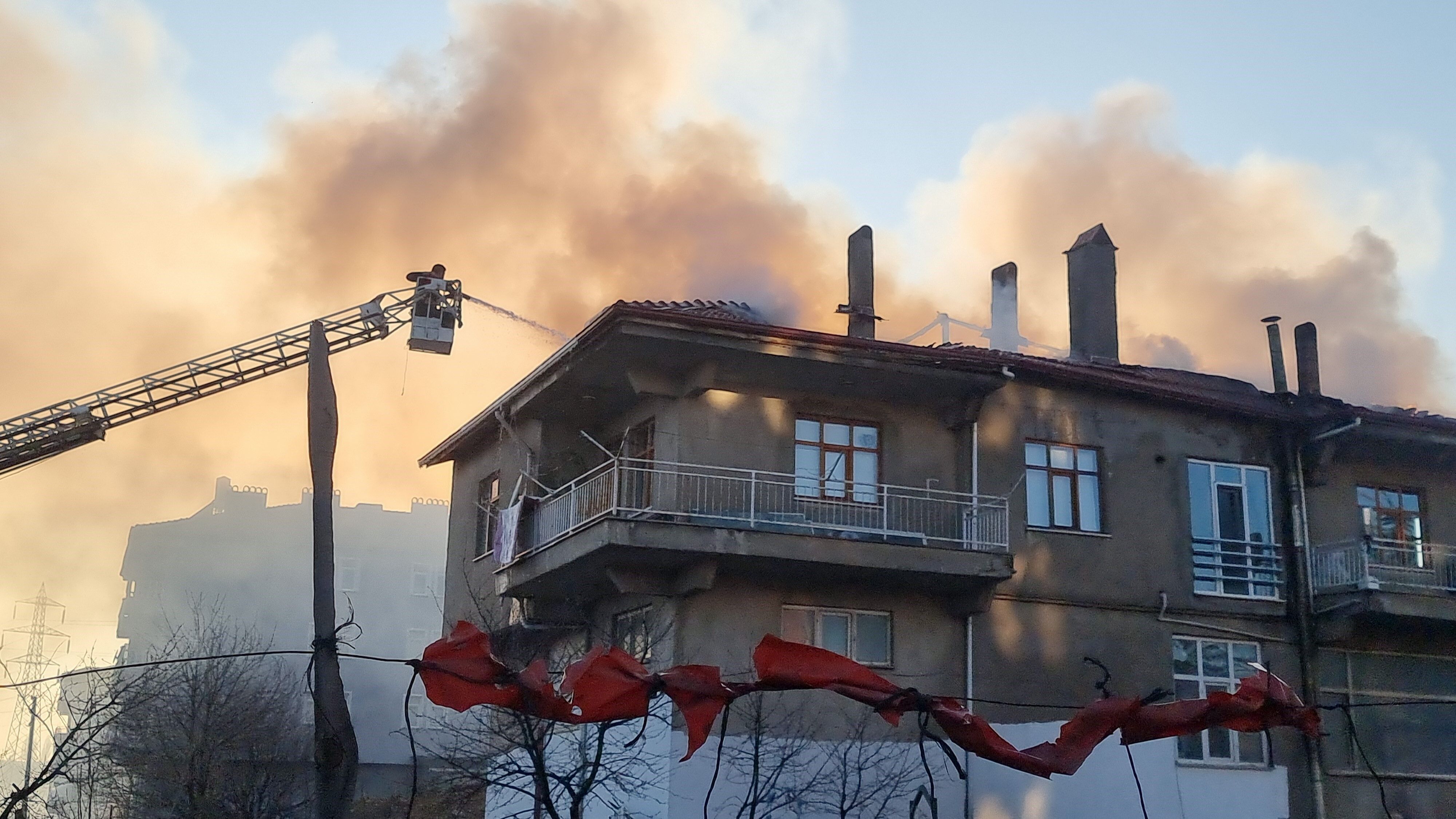 İftar Vakti Korkutan Yangın (5)