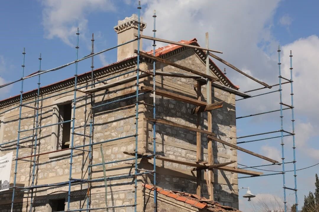 İncirliova’daki Tarihi Istasyon Binası Yenileniyor (4)