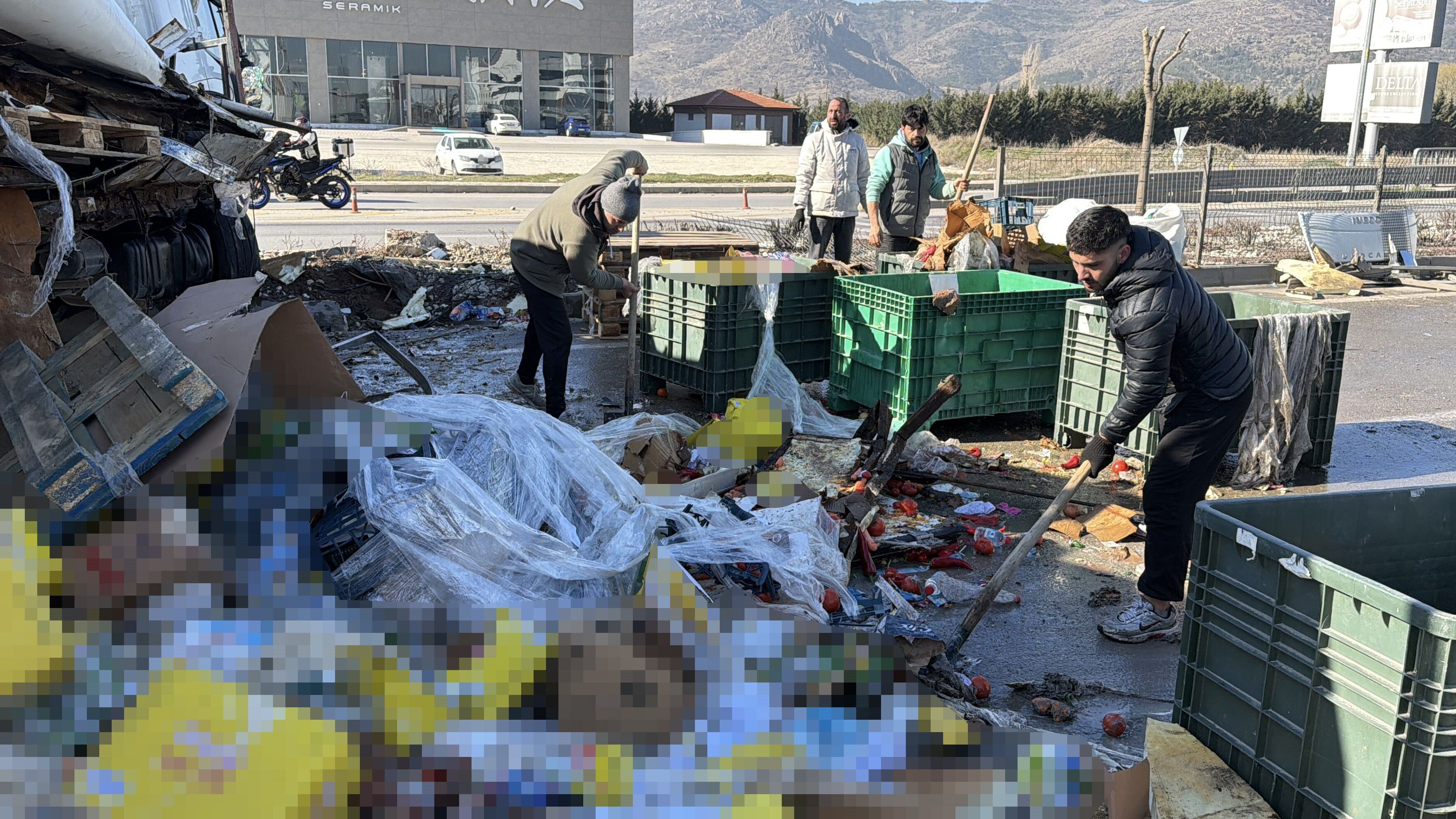 İzmir Yolunda Feci Kaza (4)