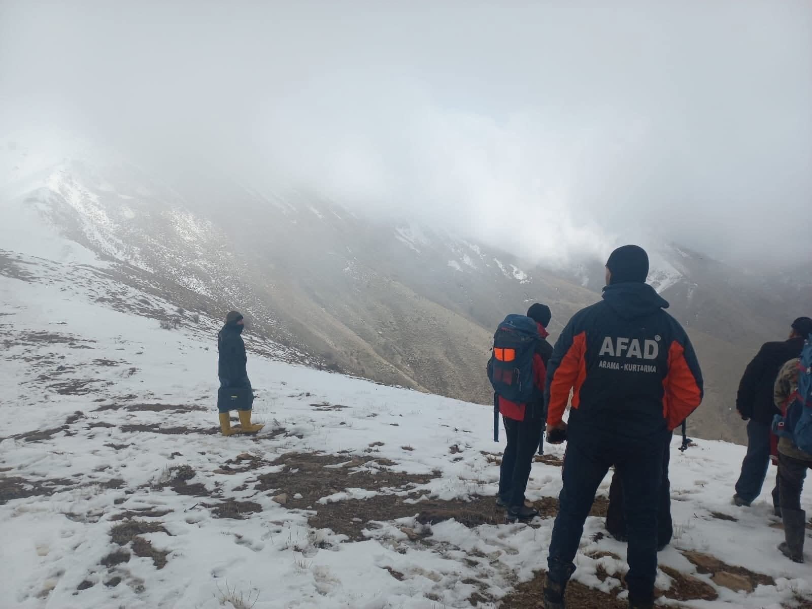 Kayıp Olarak Aranıyordu, Muhtarın Bağ Evinden Çıktı (2)