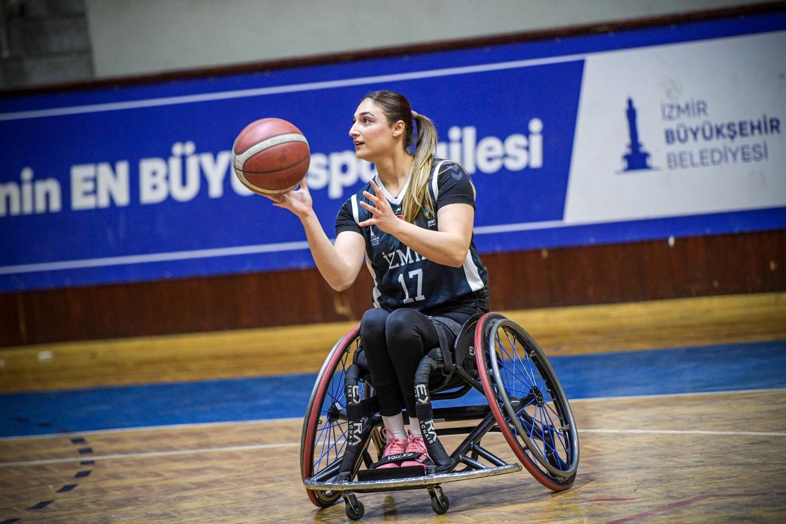 Kaza Geçirdi, Azmetti, Mücadelenin Simgesi Oldu (3)