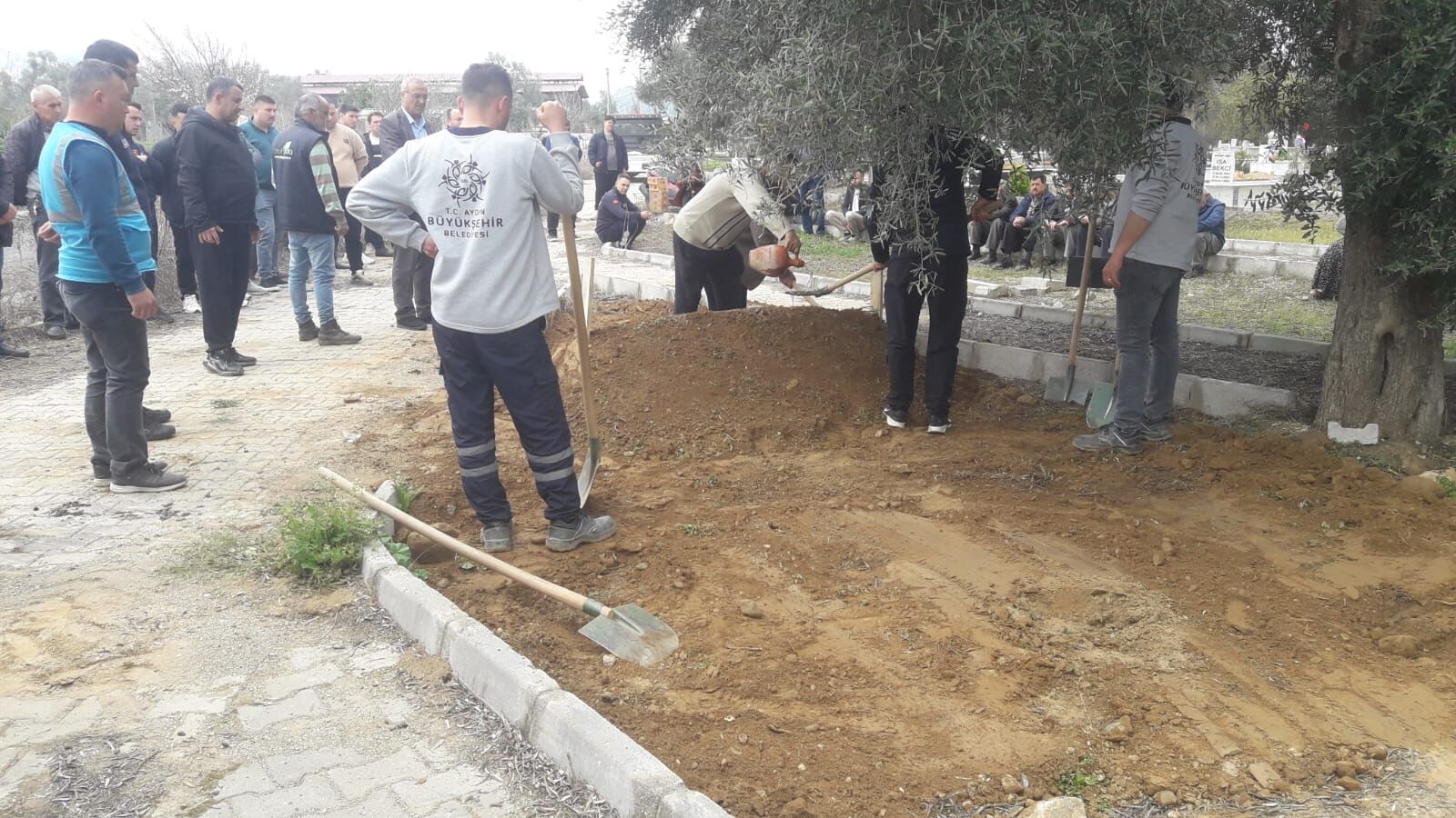 Nazilli’de Acı Kayıp.. Lenfödem Hastası Nilüfer Adak Hayatını Kaybetti (1)