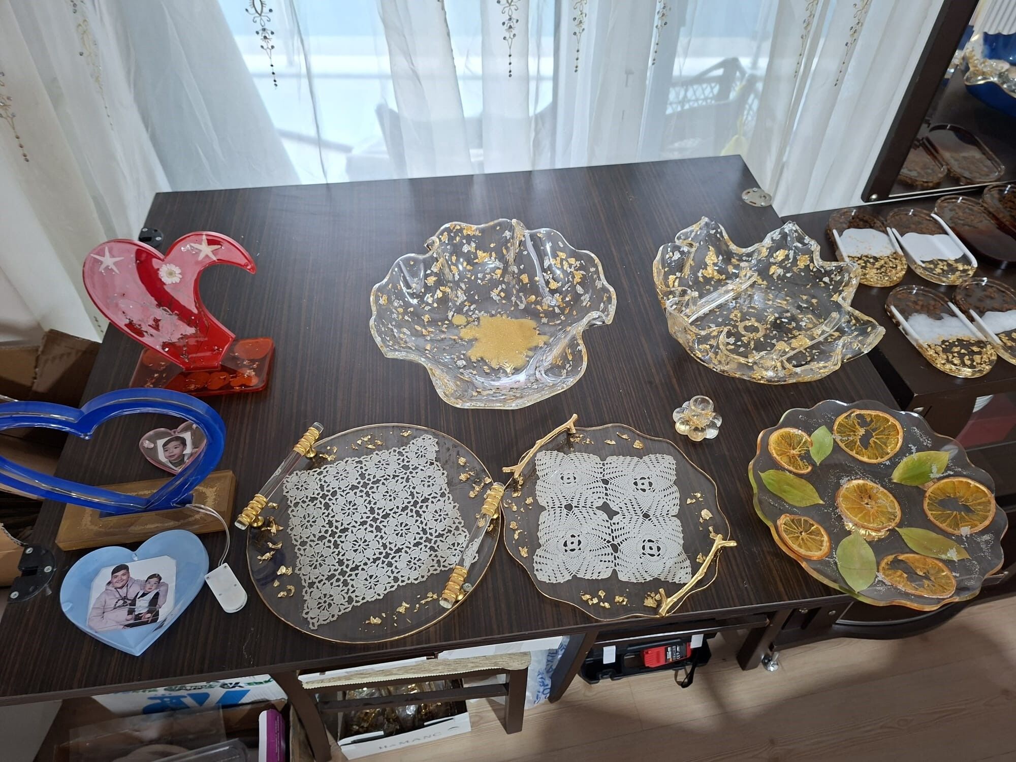 Oğlunun Tedavi Masrafları Için Evini Atölyeye Çevirdi (4)