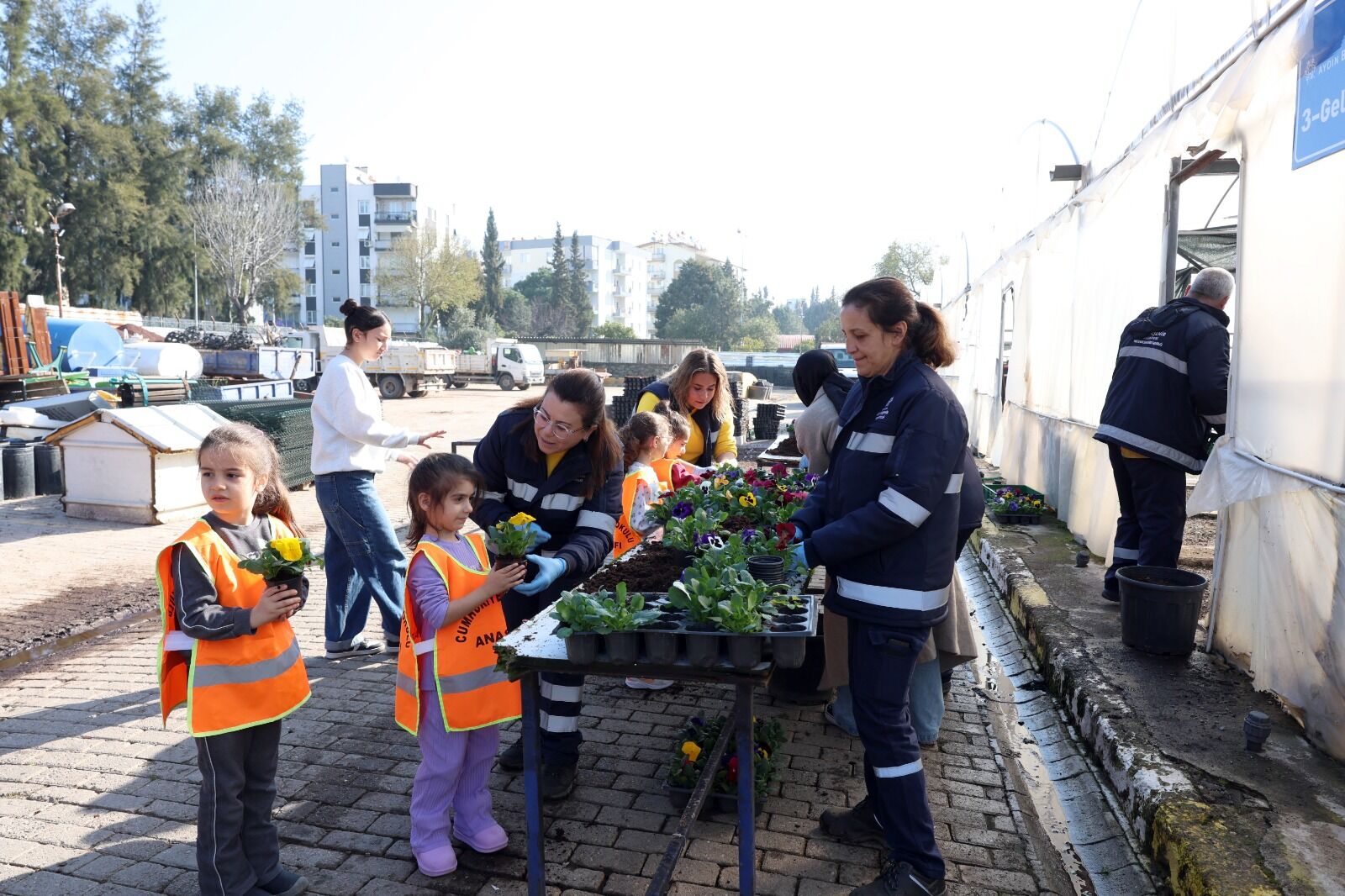 Öğrenciler Başkan Çerçioğlu Ile Doğa Sevgisini Öğreniyor (6)