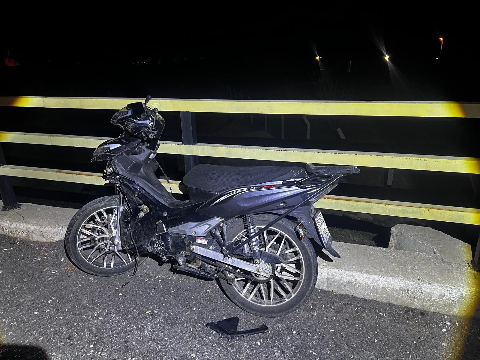 Otomobil Motosikletle Çarpıştı (3)