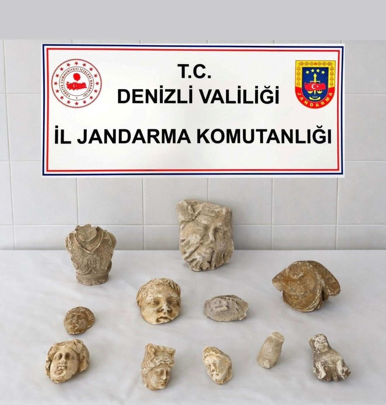 Roma Dönemine Ait Heykel Parçalarıyla Yakalandılar (3)