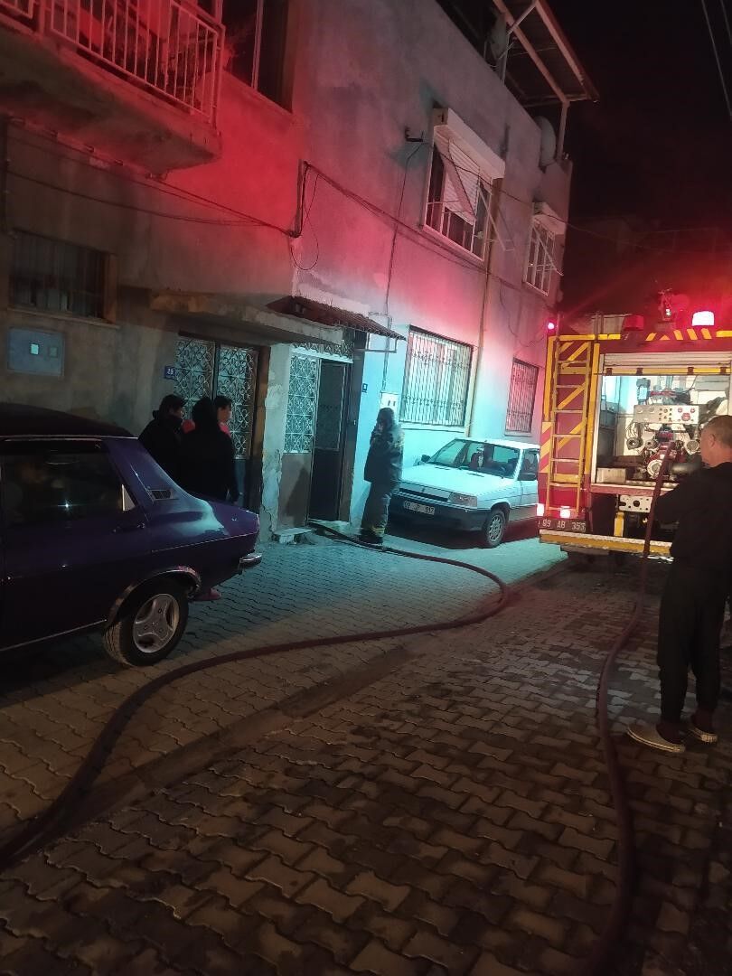 Söke’de Mutfakta Yangın Çıktı (1)