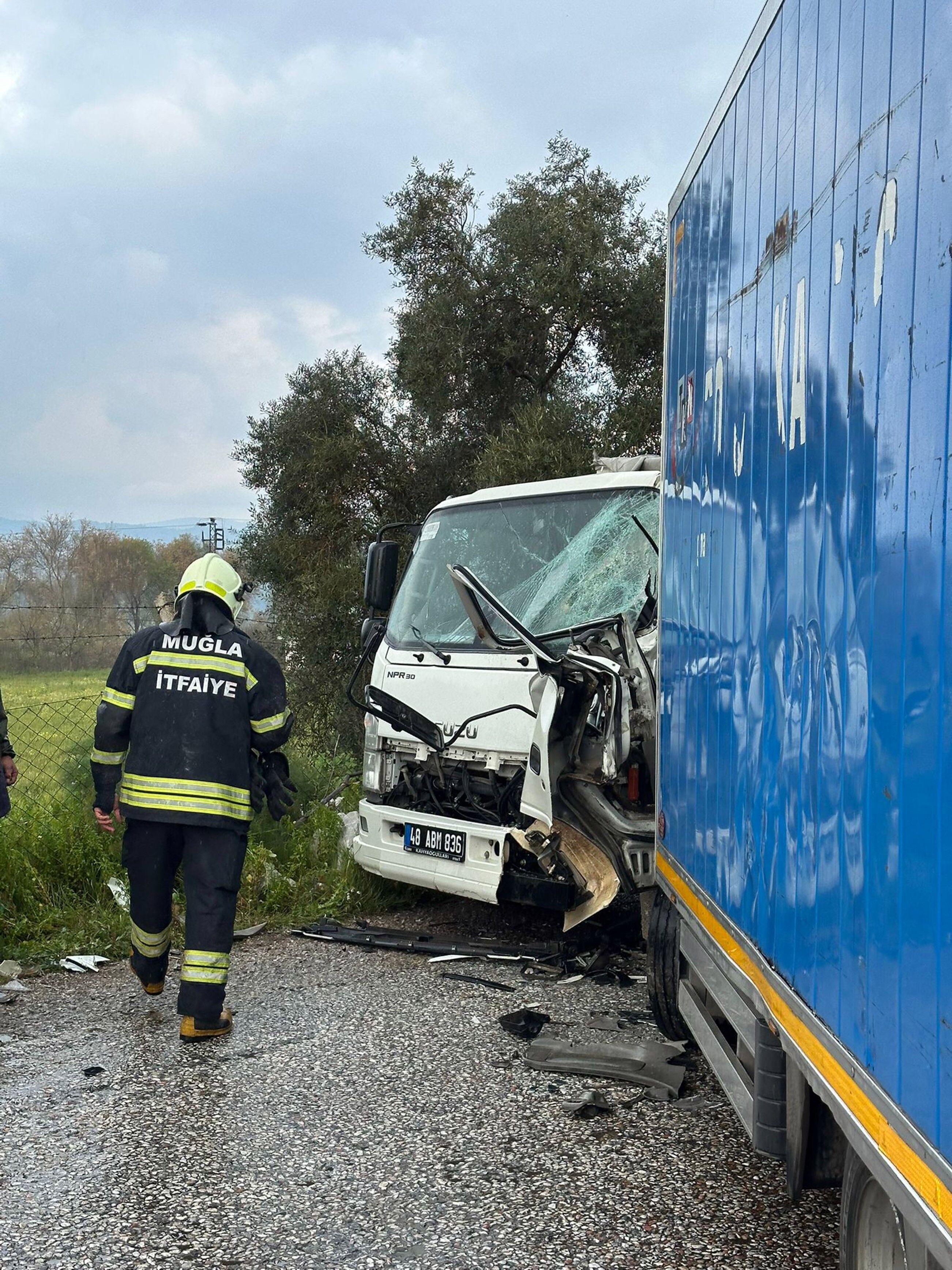 Sürücüler Araçta Sıkıştı (1)