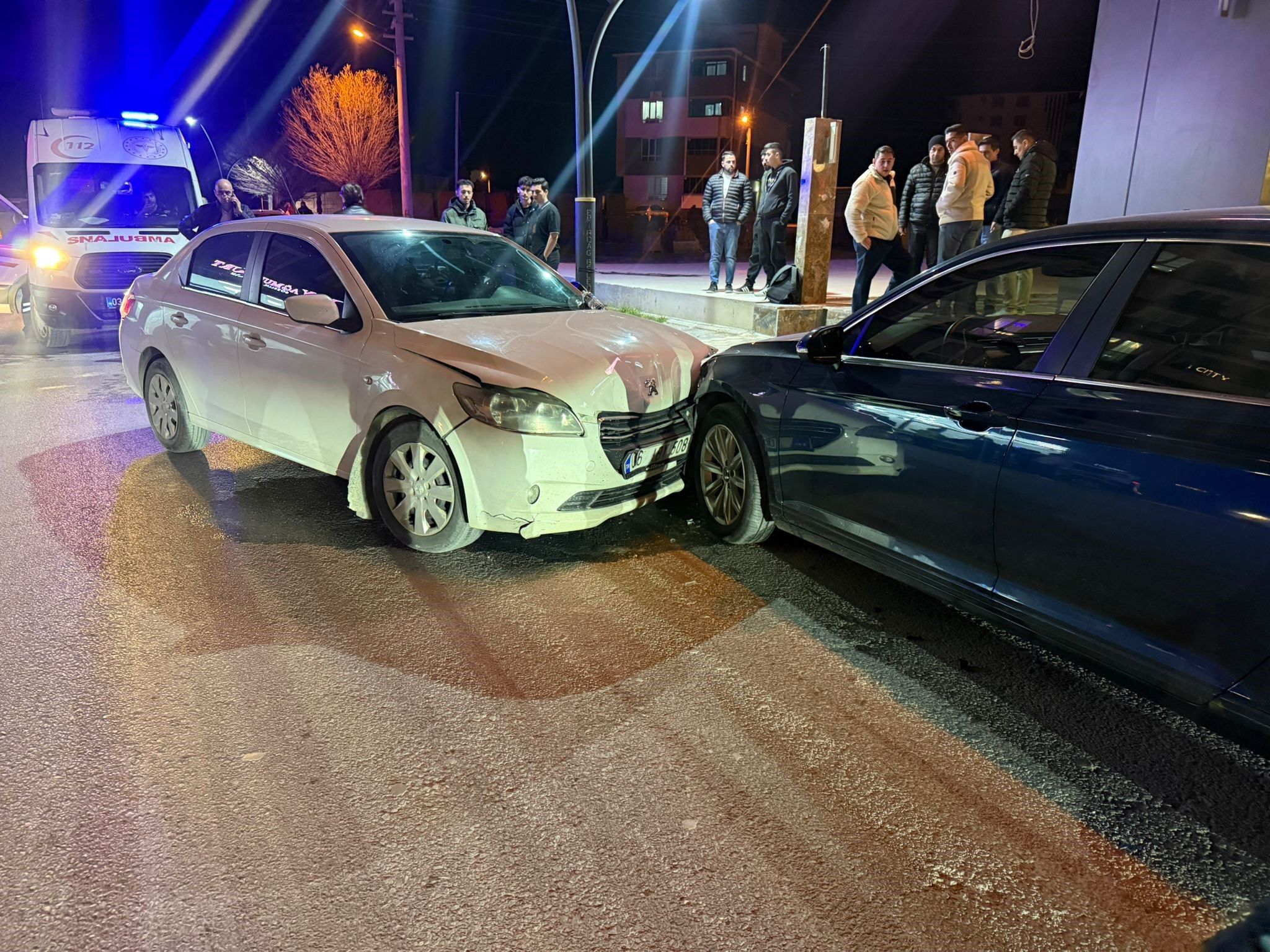 Telefonda Konuşurken Ölümle Burun Buruna Geldi (2)