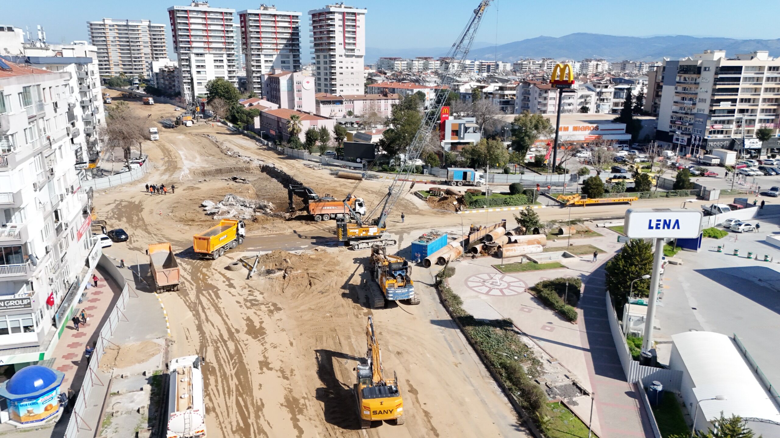 Yaparsa Çerçioğlu Yapar; Üç Dev Ulaşım Projesi Birden Yükseliyor (13)-1