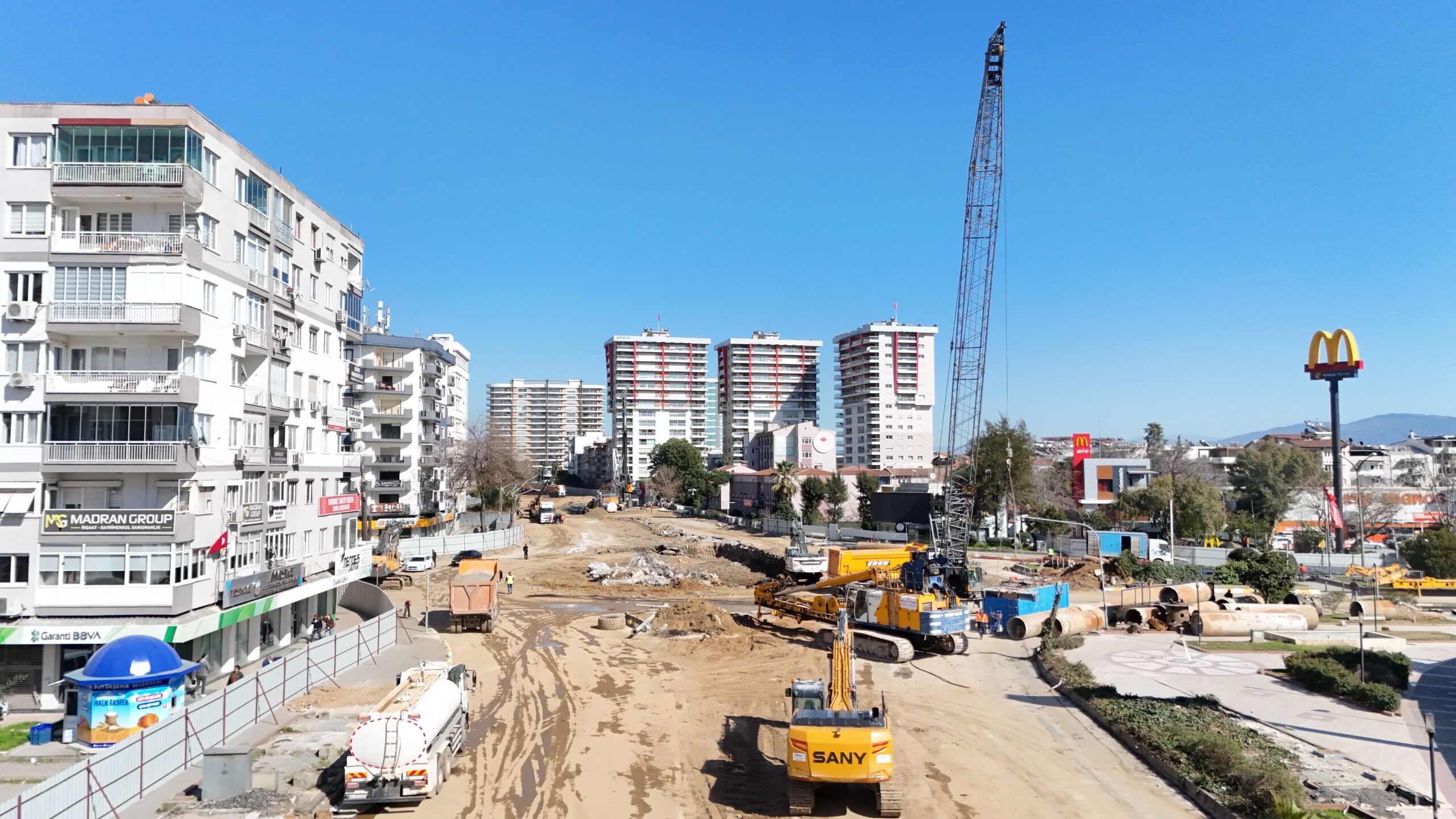 Yaparsa Çerçioğlu Yapar; Üç Dev Ulaşım Projesi Birden Yükseliyor (14)-1