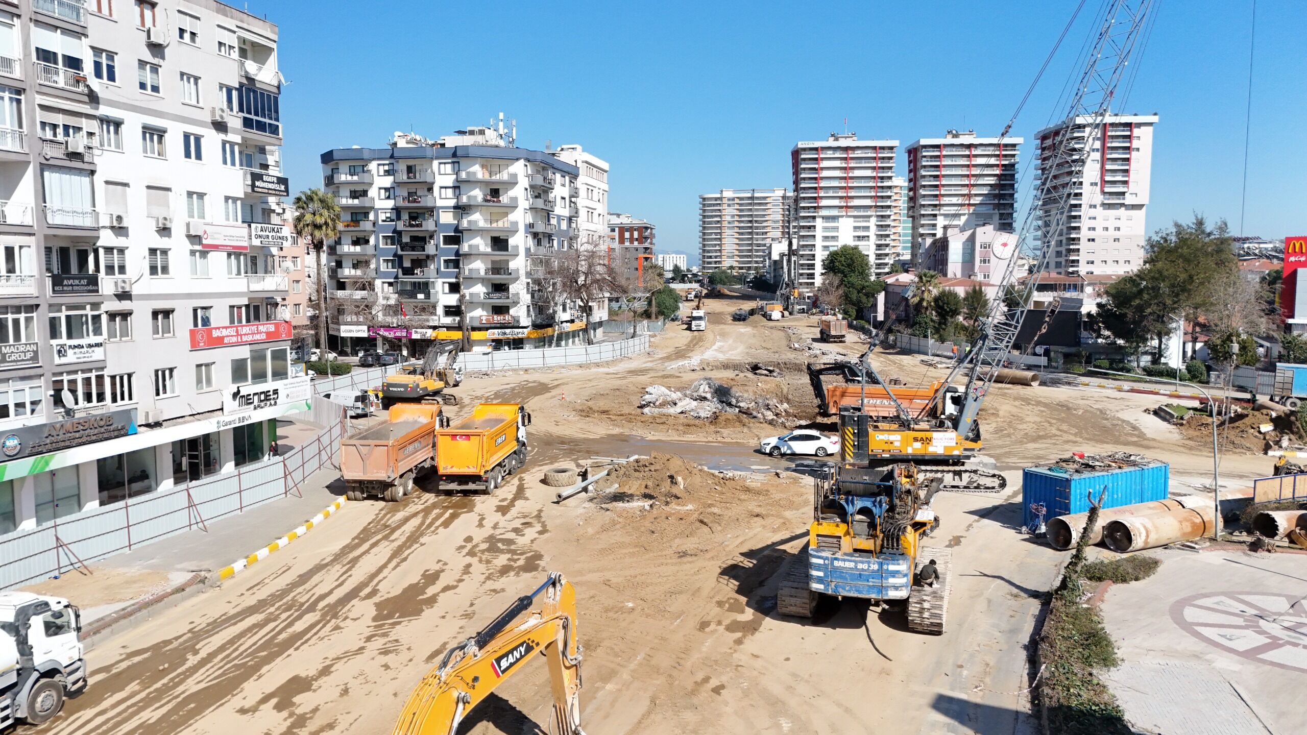Yaparsa Çerçioğlu Yapar; Üç Dev Ulaşım Projesi Birden Yükseliyor (15)-1
