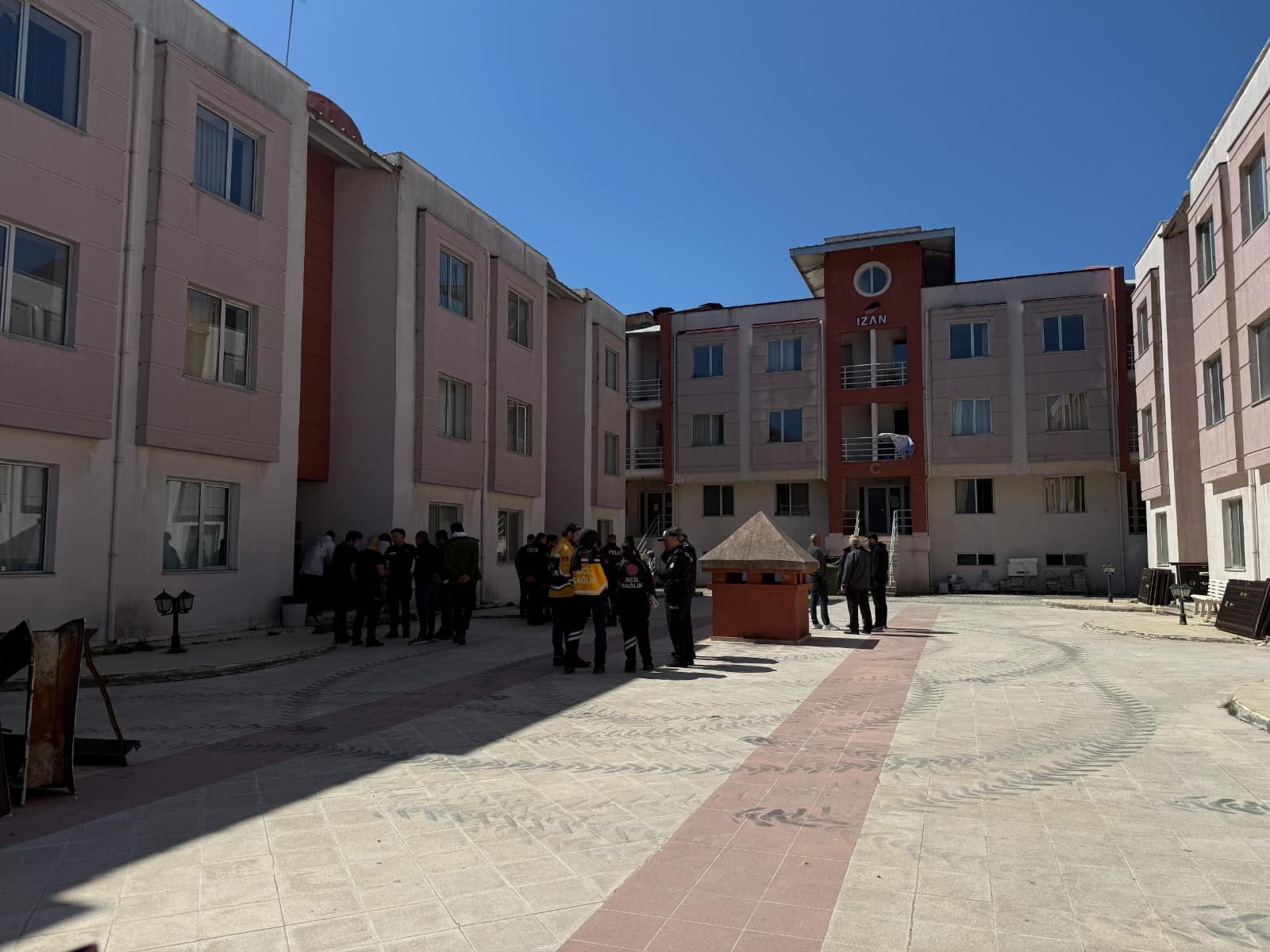 26 Yaşındaki Teğmenin Cansız Bedeni Bulundu (3)