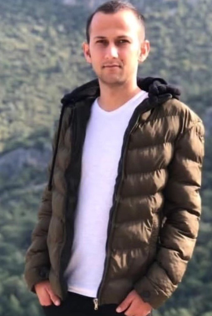 31 Yaşında Hayatını Kaybetti (2)-2