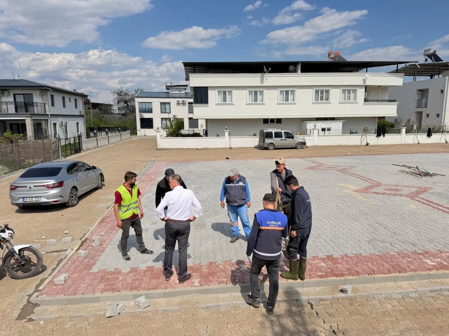 670312099 18065513747678324 6432897780114280069 N