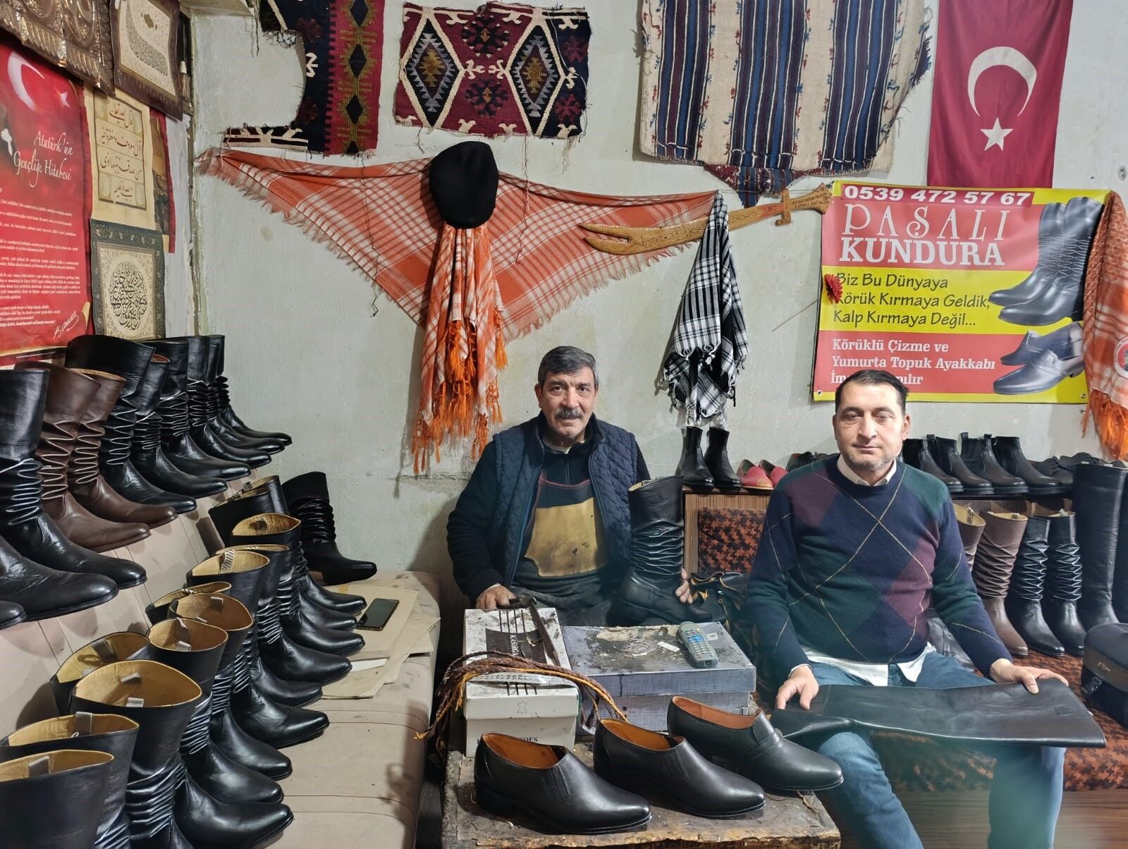 Asırlık Kalıplarla Körüklü Çizme Üretiyor (4)