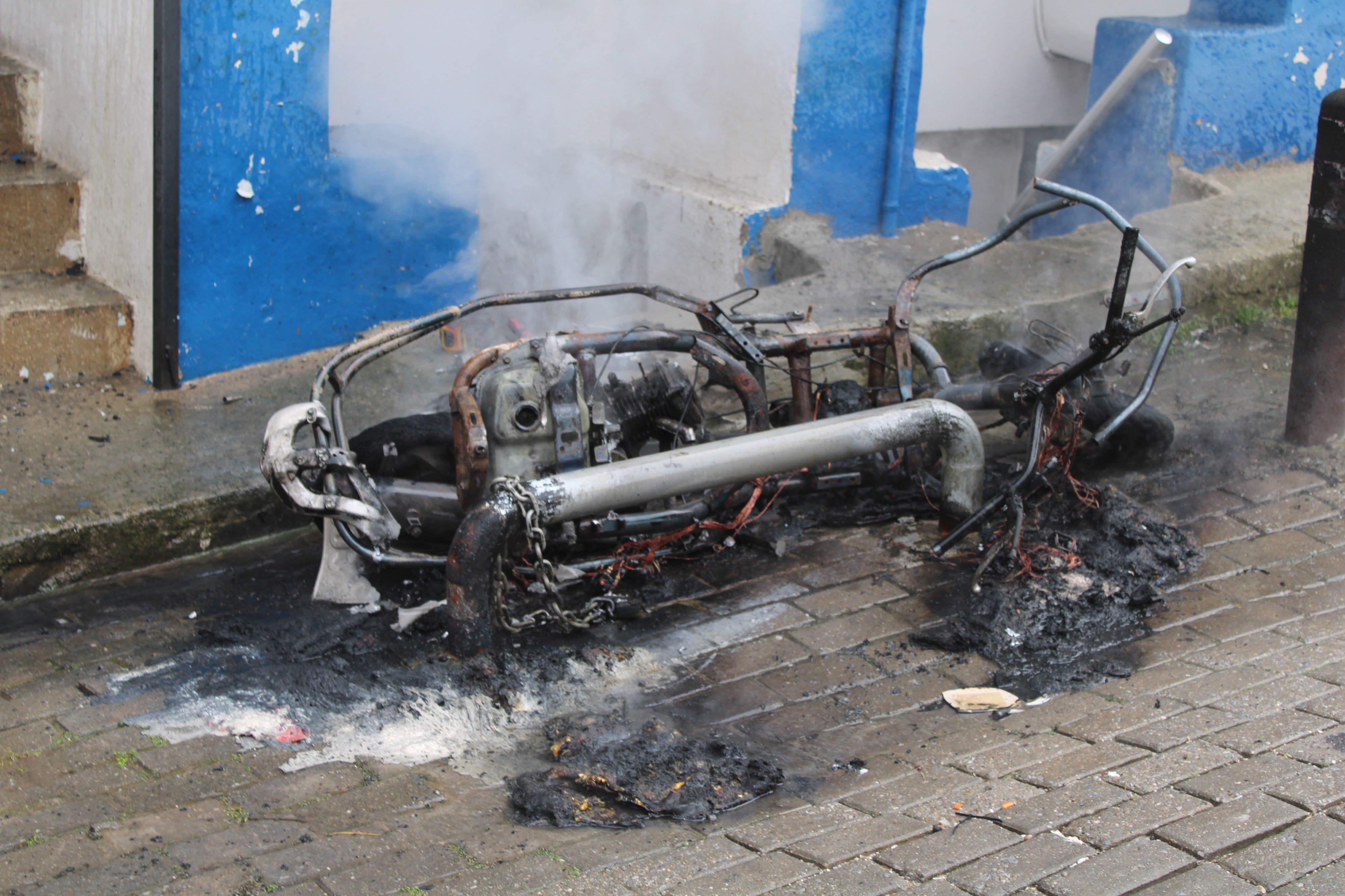 Aydın’da Tamir Sırasında Yanan Elektrikli Motosiklet Küle Döndü (4)