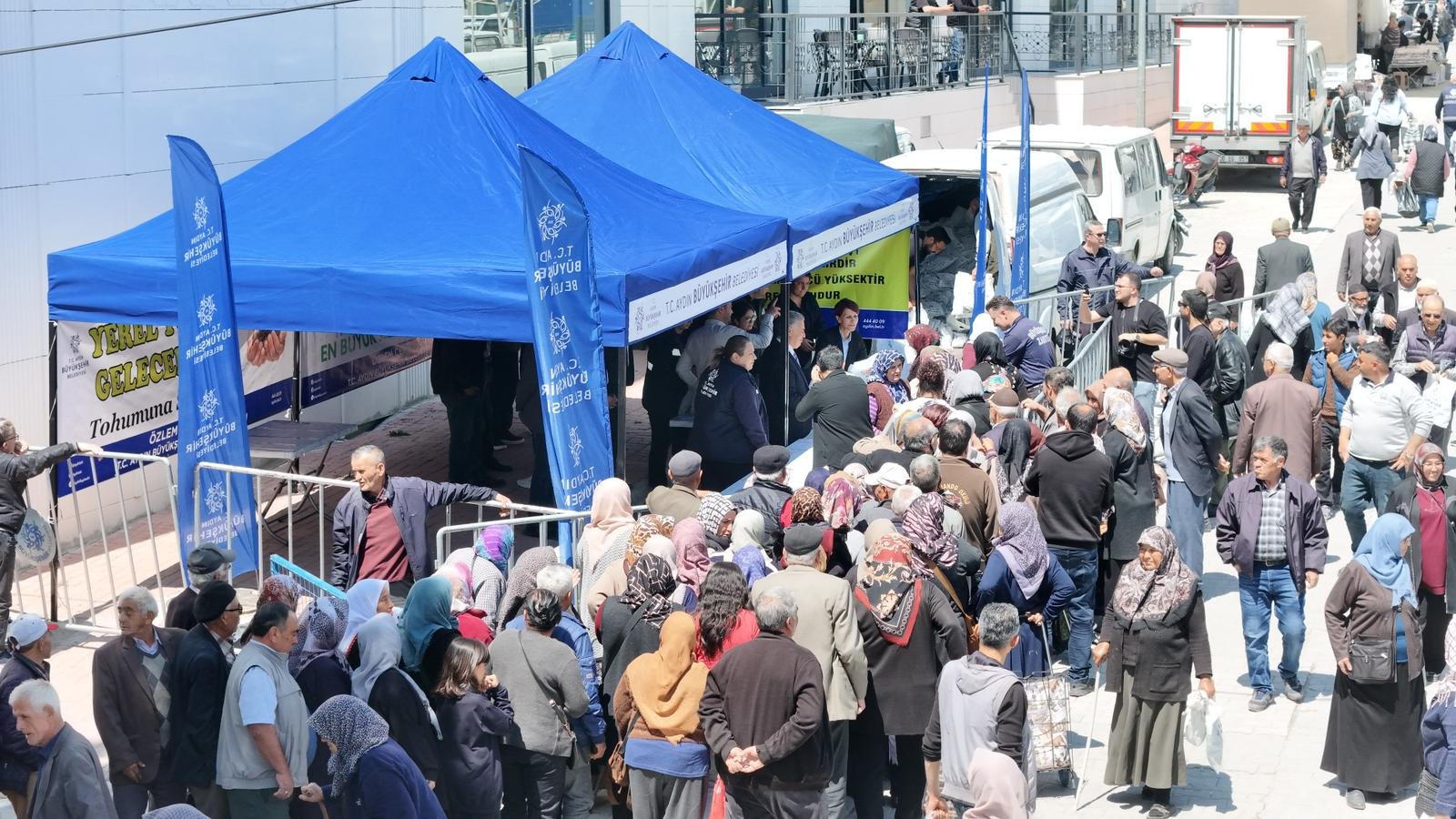 Başkan Çerçioğlu Binlerce Fideyi Sultanhisar Ve Buharkent’te Vatandaşlarla Buluşturdu (1)