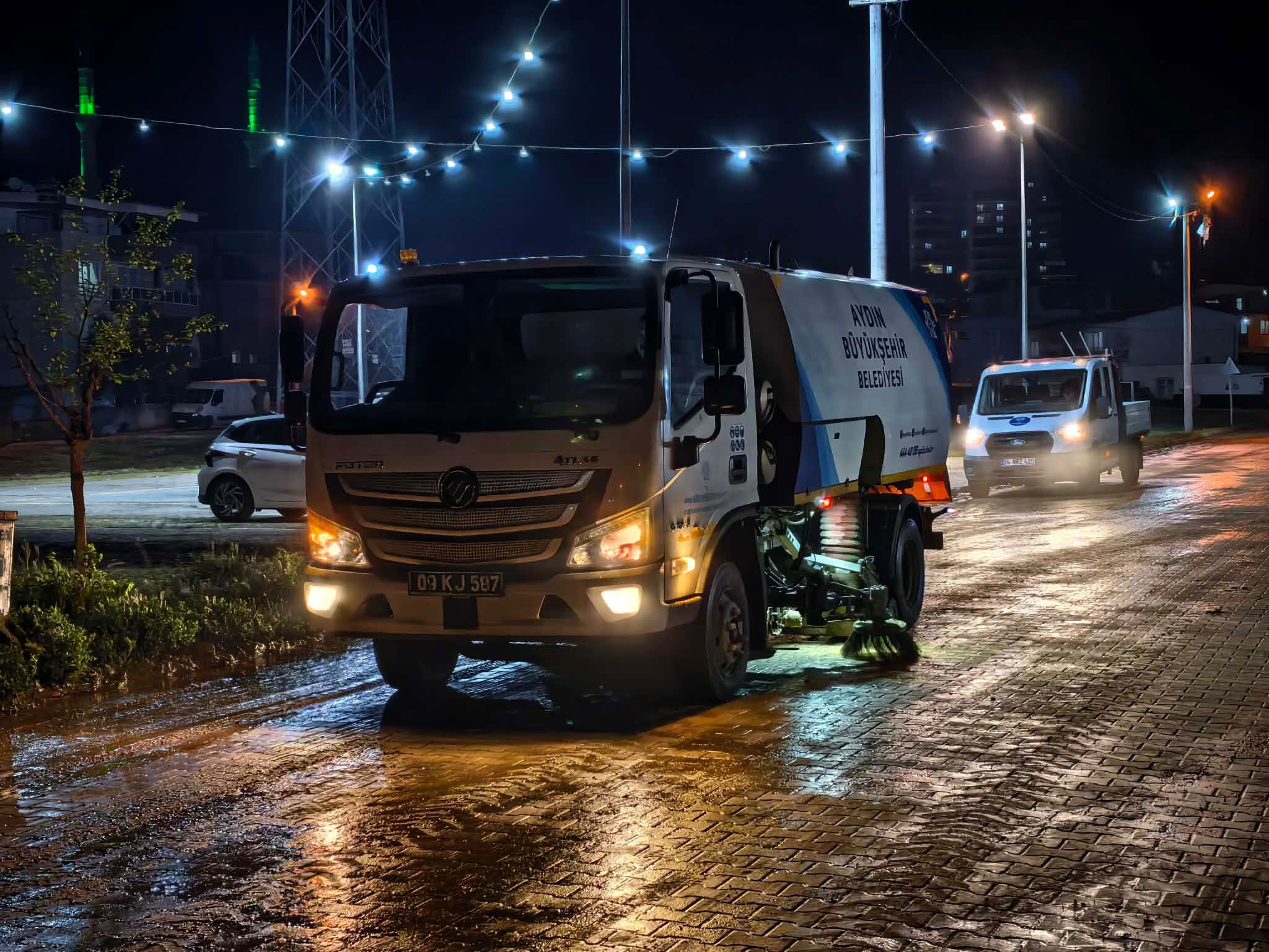Başkan Çerçioğlu Duyarsız Kalmadı.. Aski̇ Ekiplerinden Nazilli’de Yoğun Mesai (3)