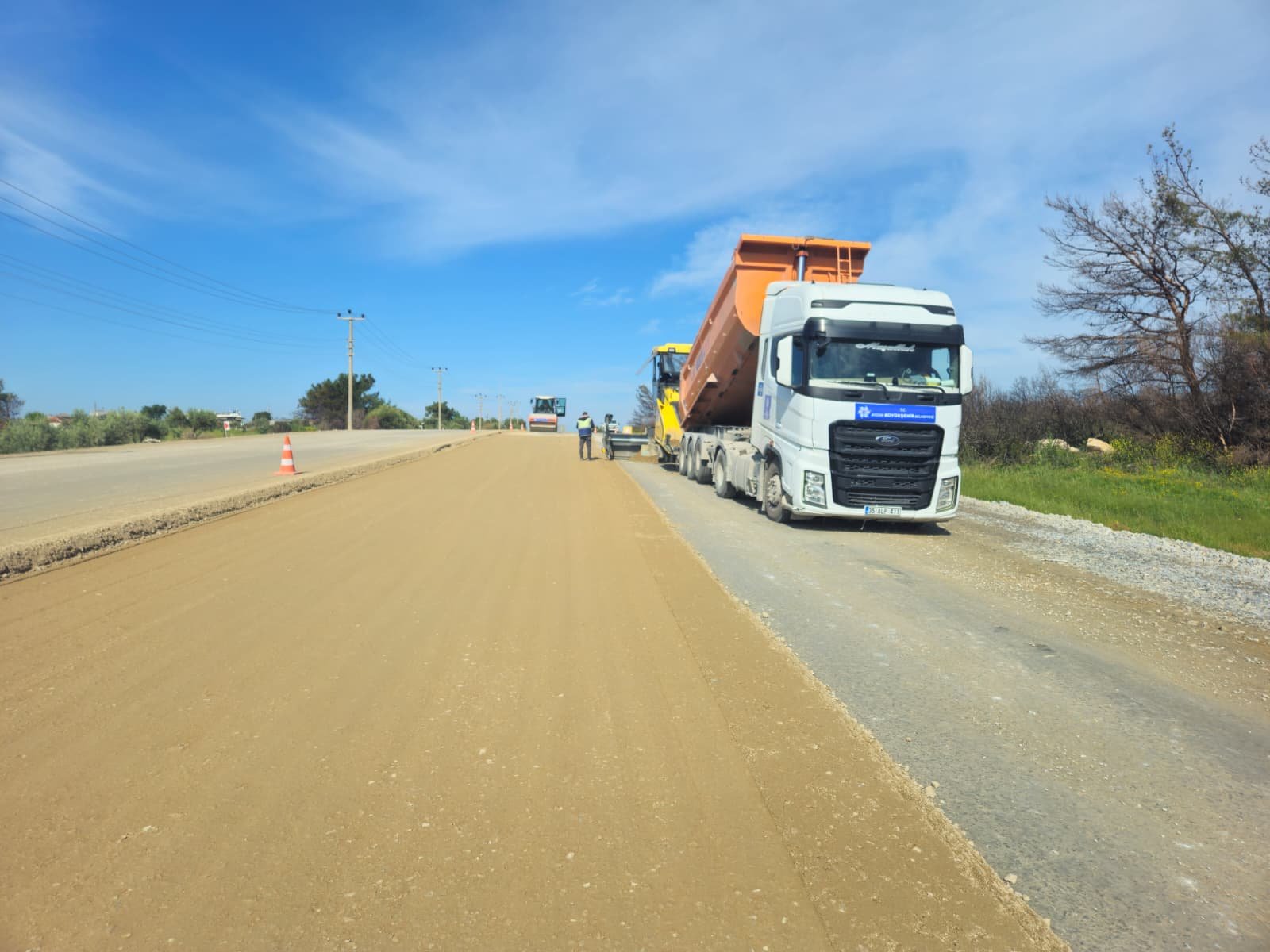 Başkan Çerçioğlu Ile Aydın’ın Dört Bir Yanında Hizmet Yağmuru (8)