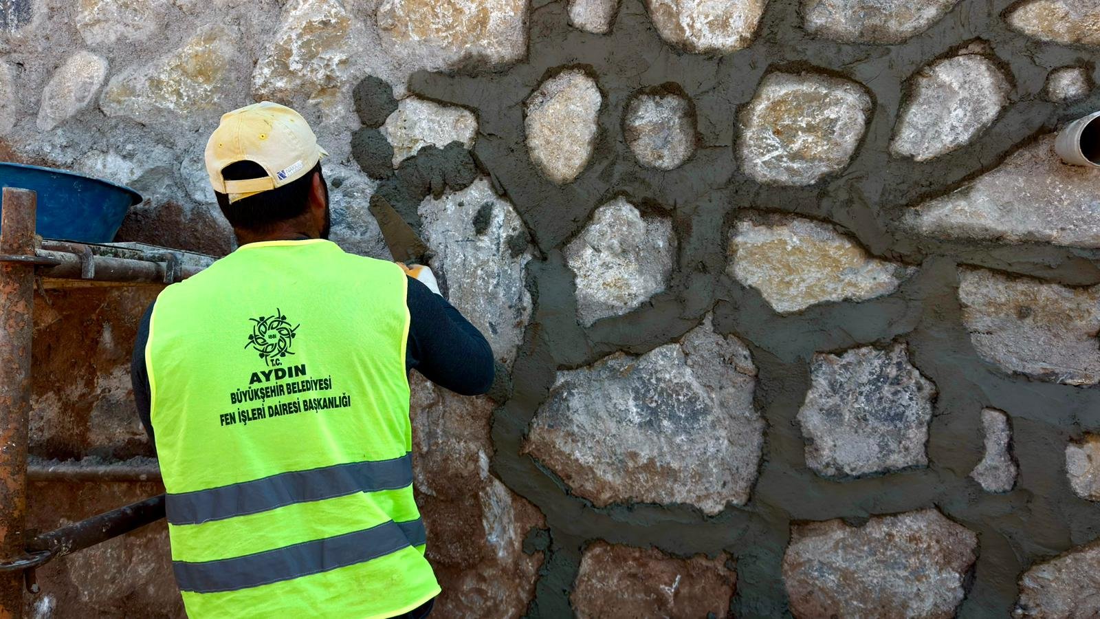 Başkan Çerçioğlu Ile Hizmet Yağmuru Devam Ediyor.. Çok Sayıda Noktada Eş Zamanlı Çalışma (7)