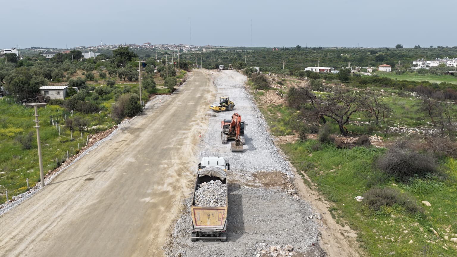 Başkan Çerçioğlu’nun Çalışmaları Didim’in Ulaşım Altyapısının Gücüne Güç Katıyor (11)