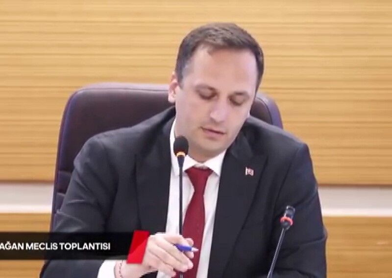 Belediye Meclisi'nde 'Sevgili Kontenjanı' Gerginliği (2)