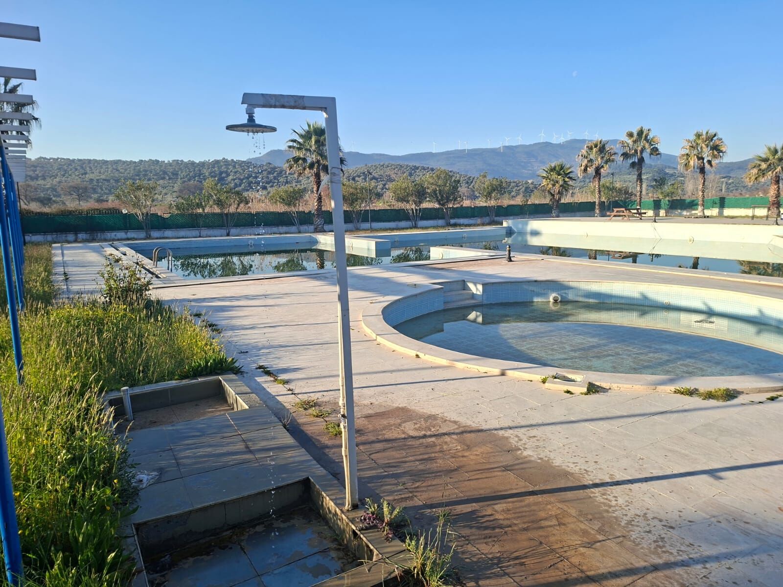Germencik Belediyesi Harabeye Çevirdi, Büyükşehir Yeniden Halka Kazandıracak (6)