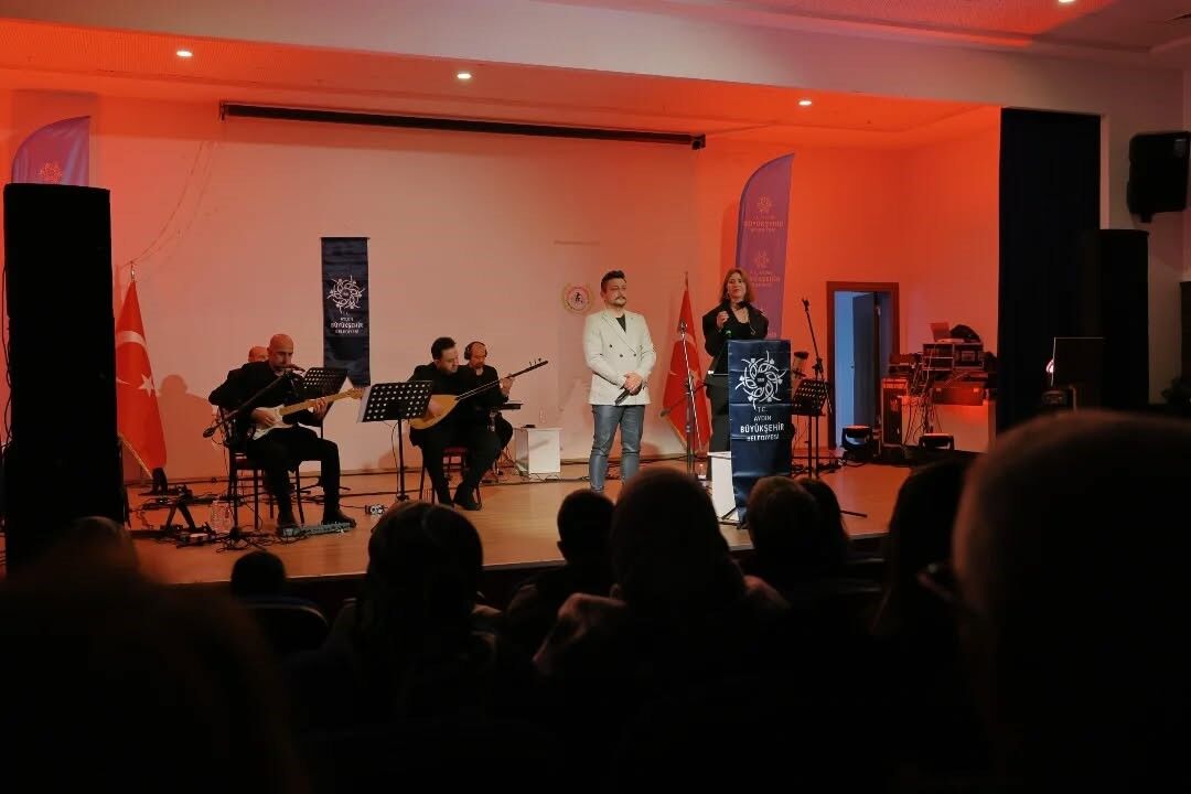 İncirliova’da Anadolu’dan Türküler Konseri Düzenlendi (4)