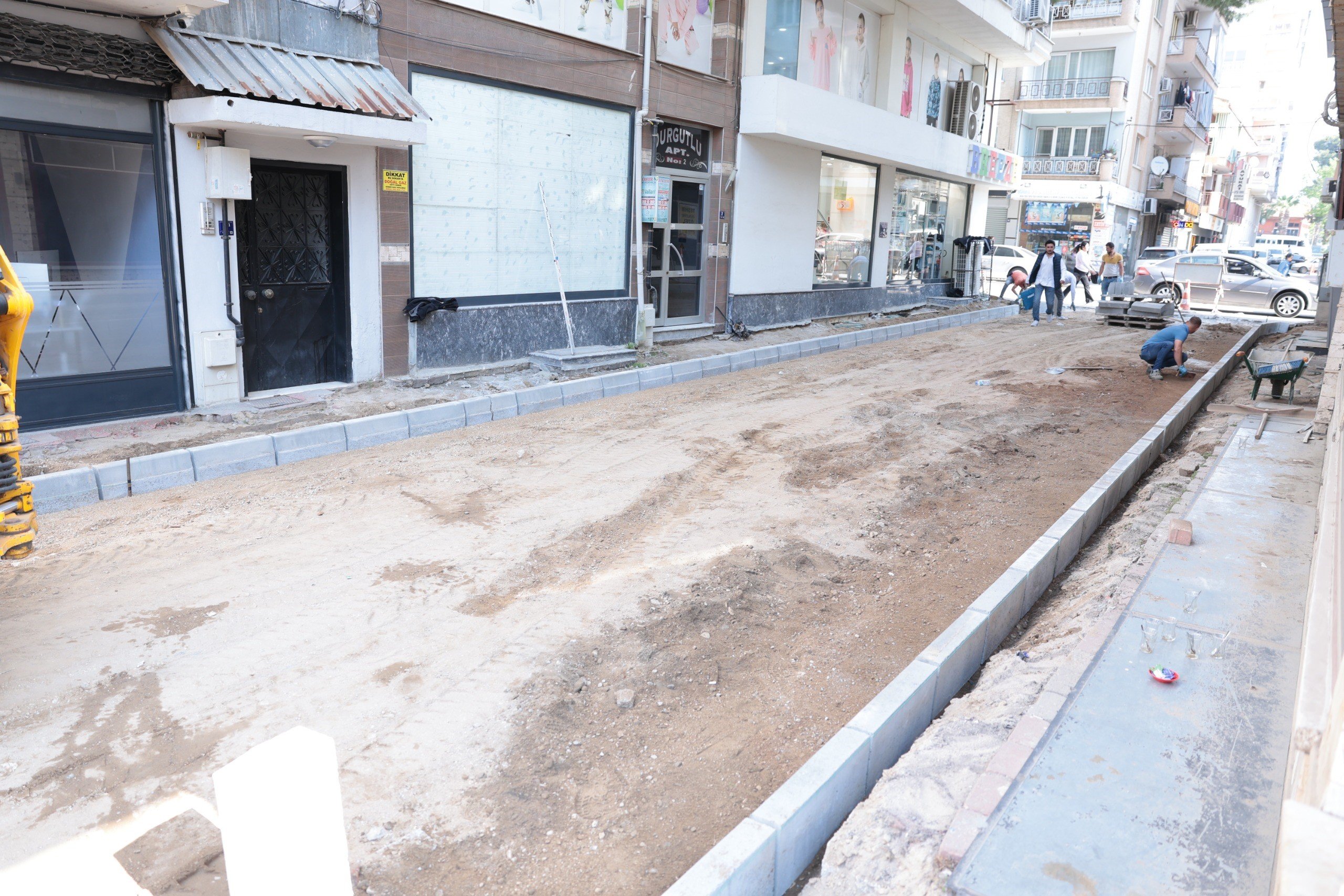 İncirliova'nın Üç Mahallesinde Yollar Yenilenecek (4)