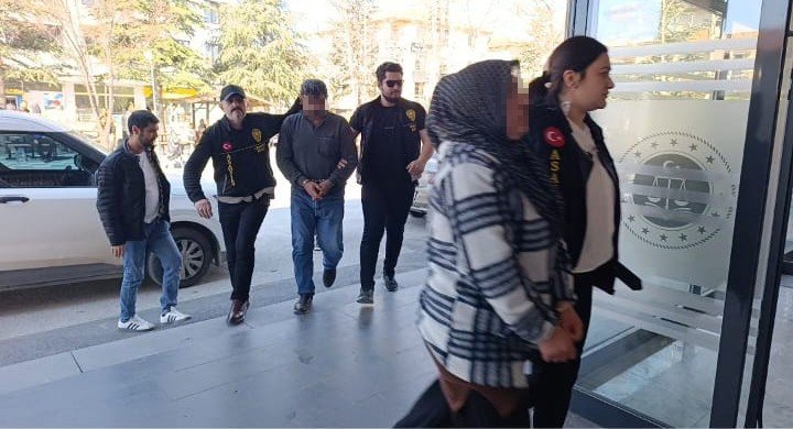 Komşularını Öldürüp Kades’ten Yardım Istediler! (1)